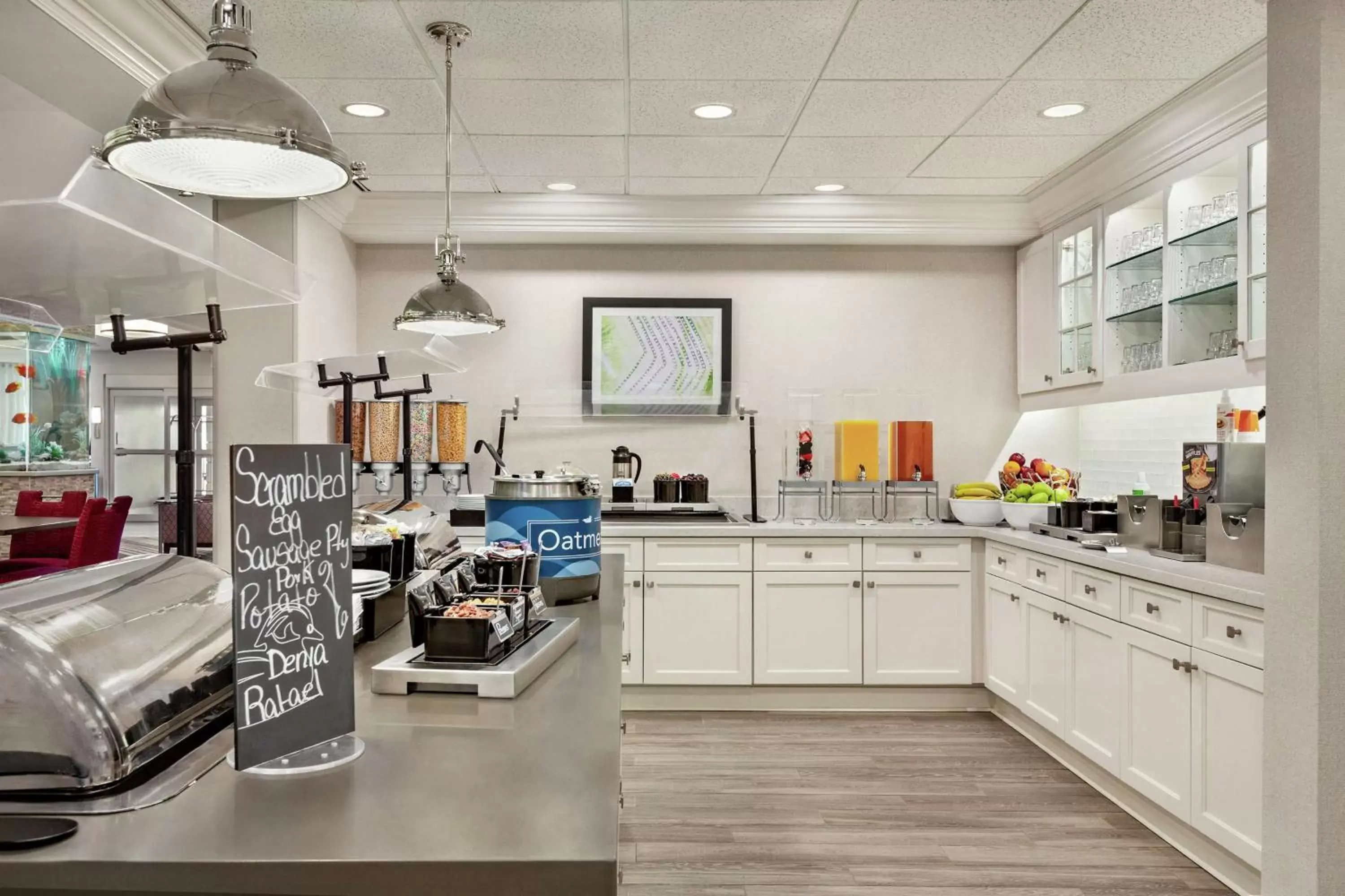 Breakfast, Kitchen/Kitchenette in Homewood Suites Fort Myers Airport - FGCU