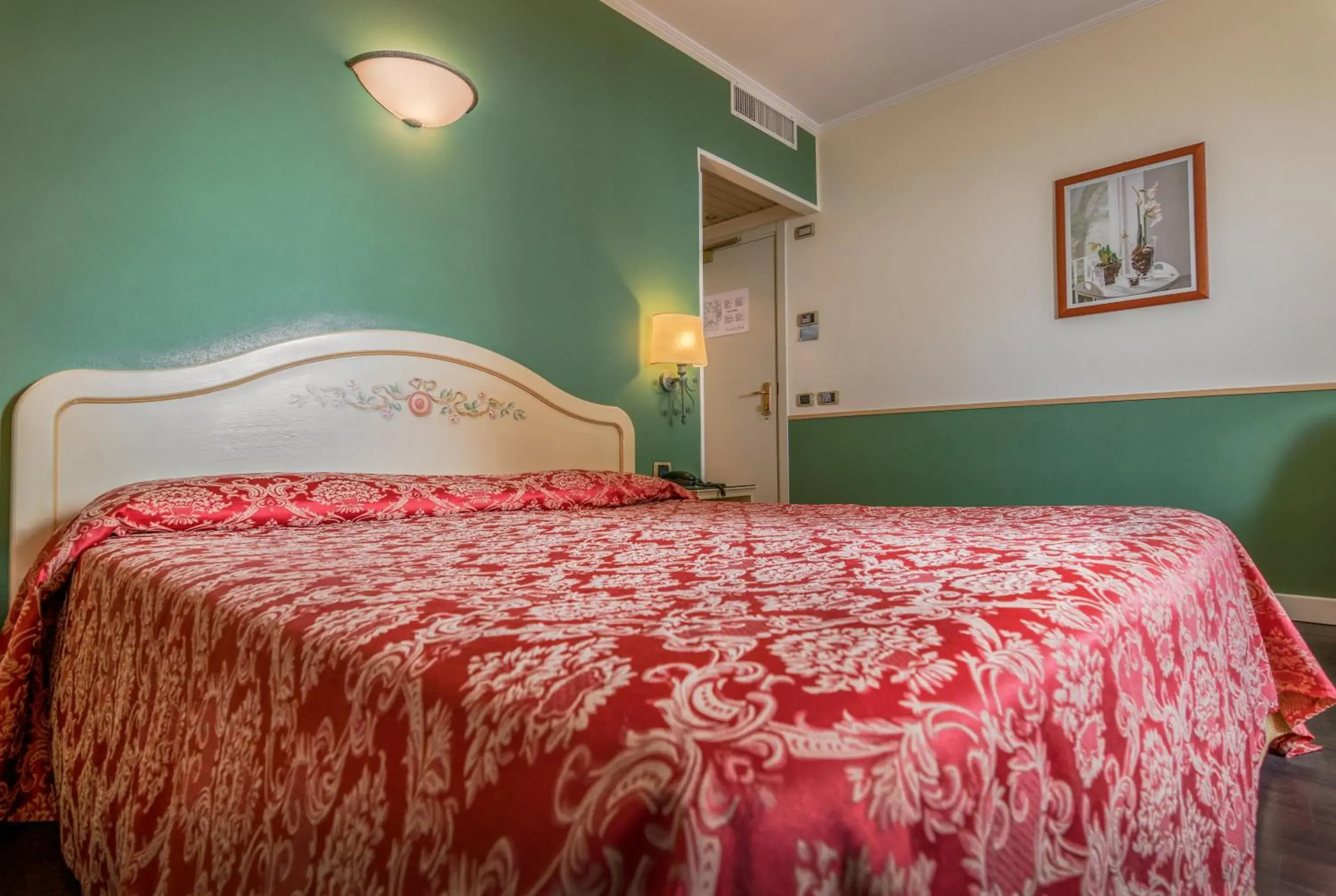 Bed in Grande Albergo