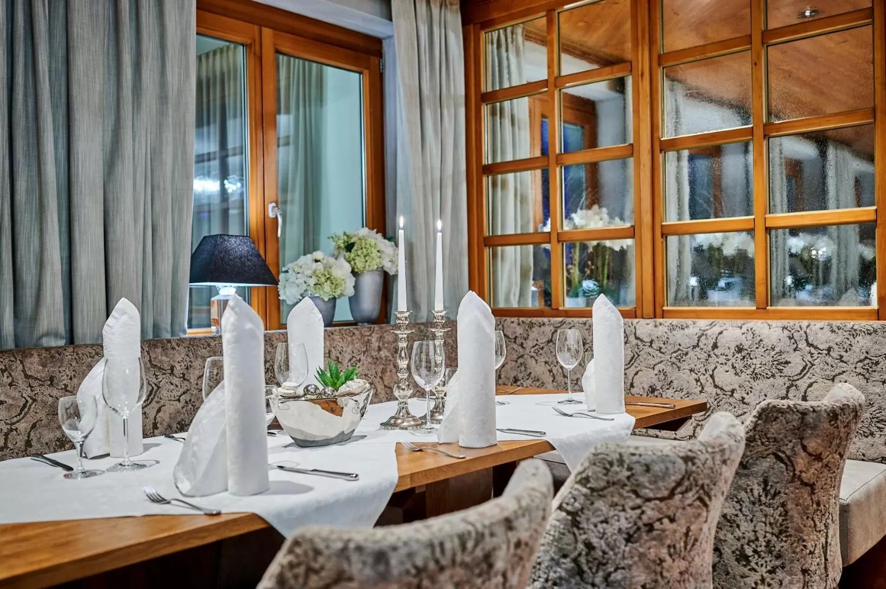 Restaurant/Places to Eat in Landhotel Schneider
