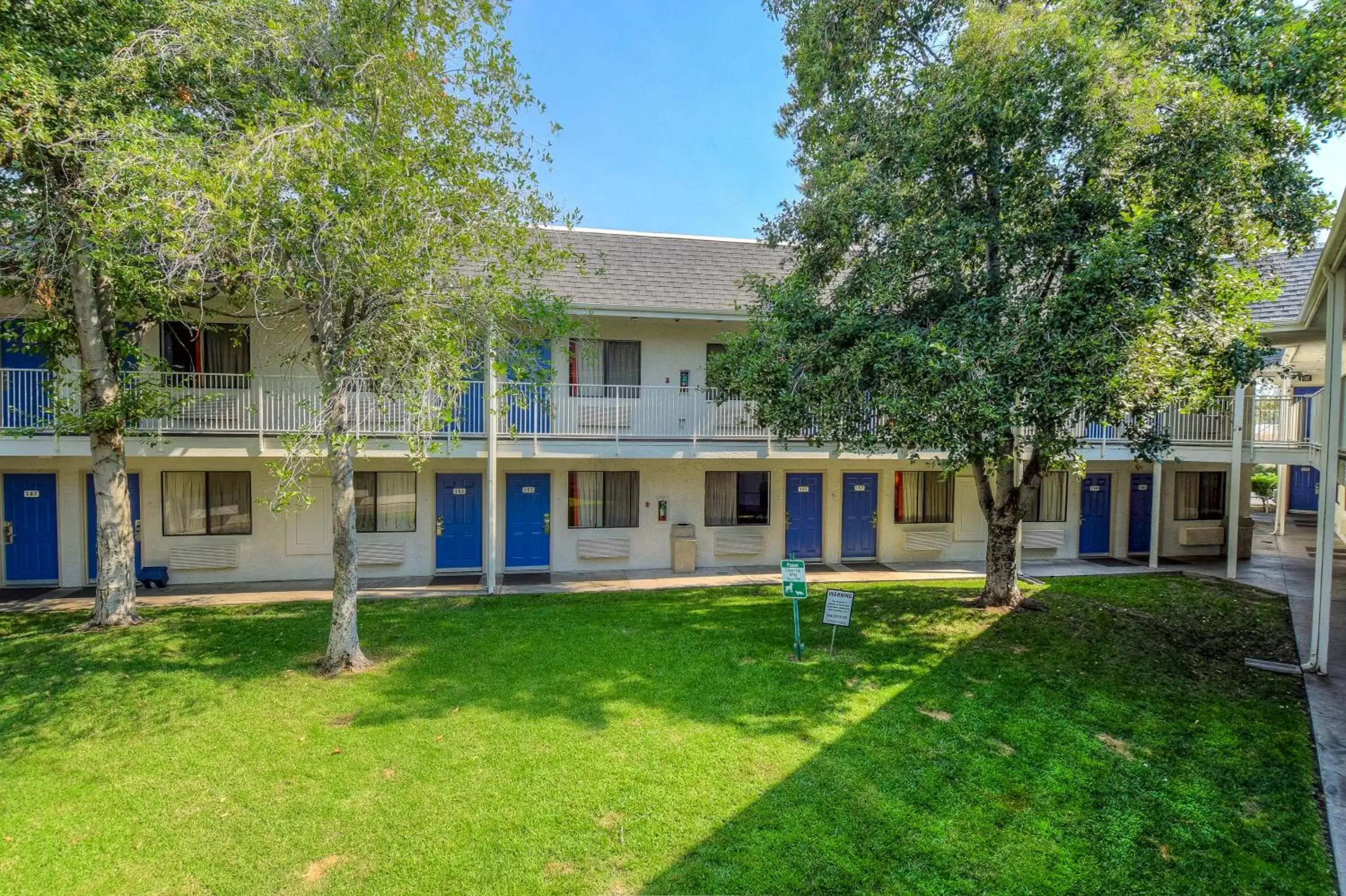 Facade/entrance, Property Building in Motel 6-El Cajon, CA - San Diego