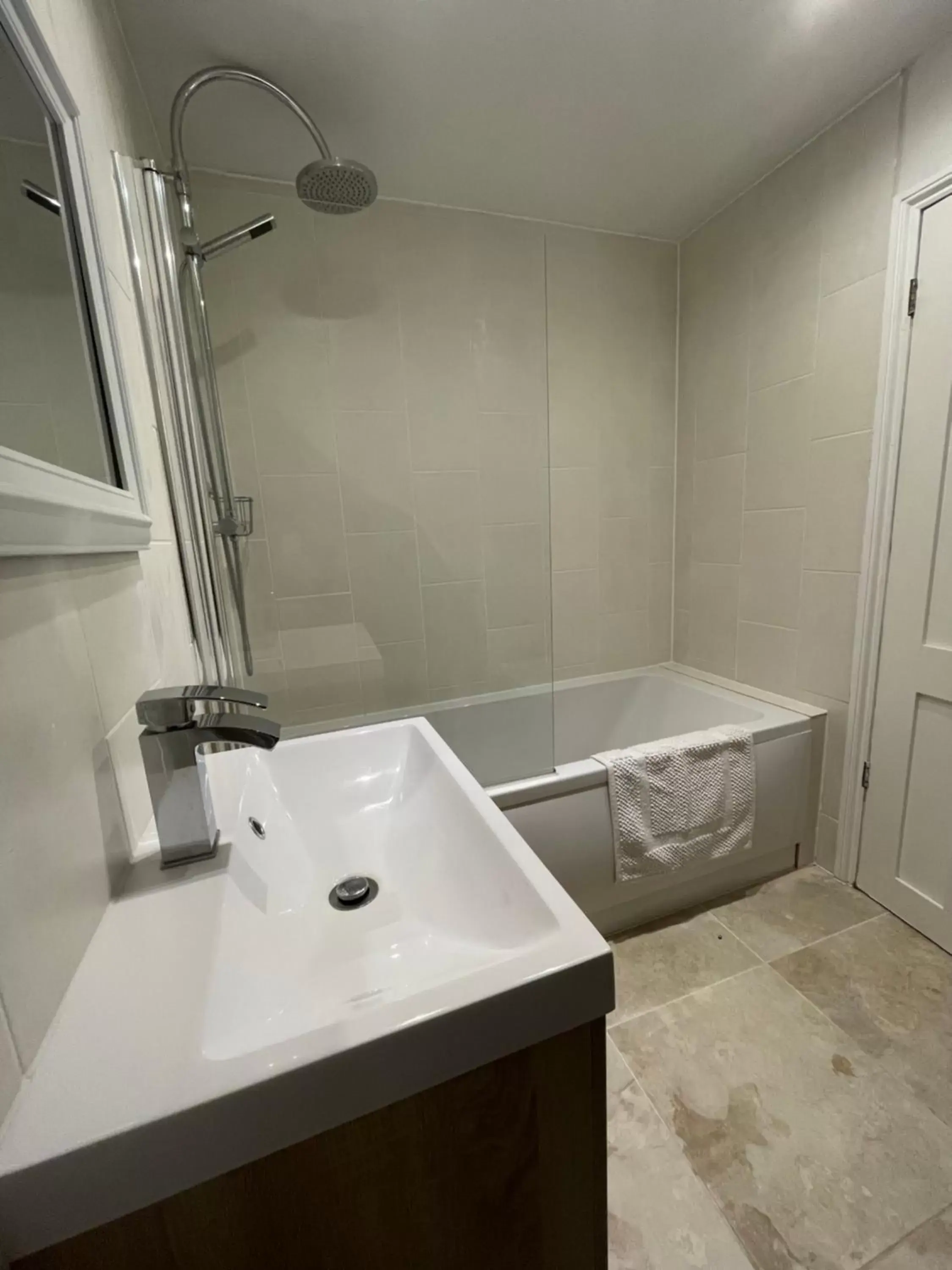 Bathroom in The Fylingdales Inn