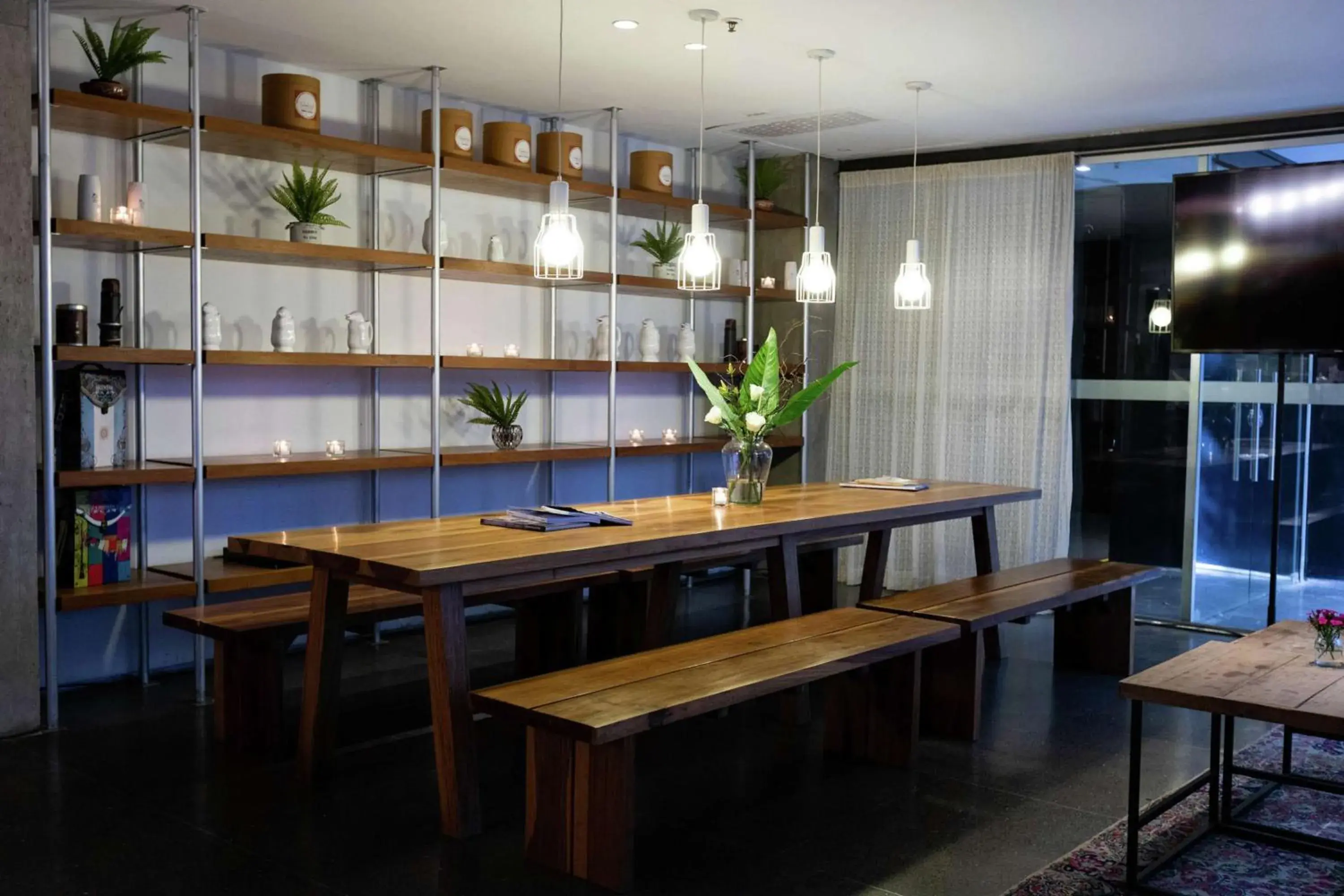 Dining area, Lounge/Bar in Anselmo Buenos Aires, Curio Collection By Hilton