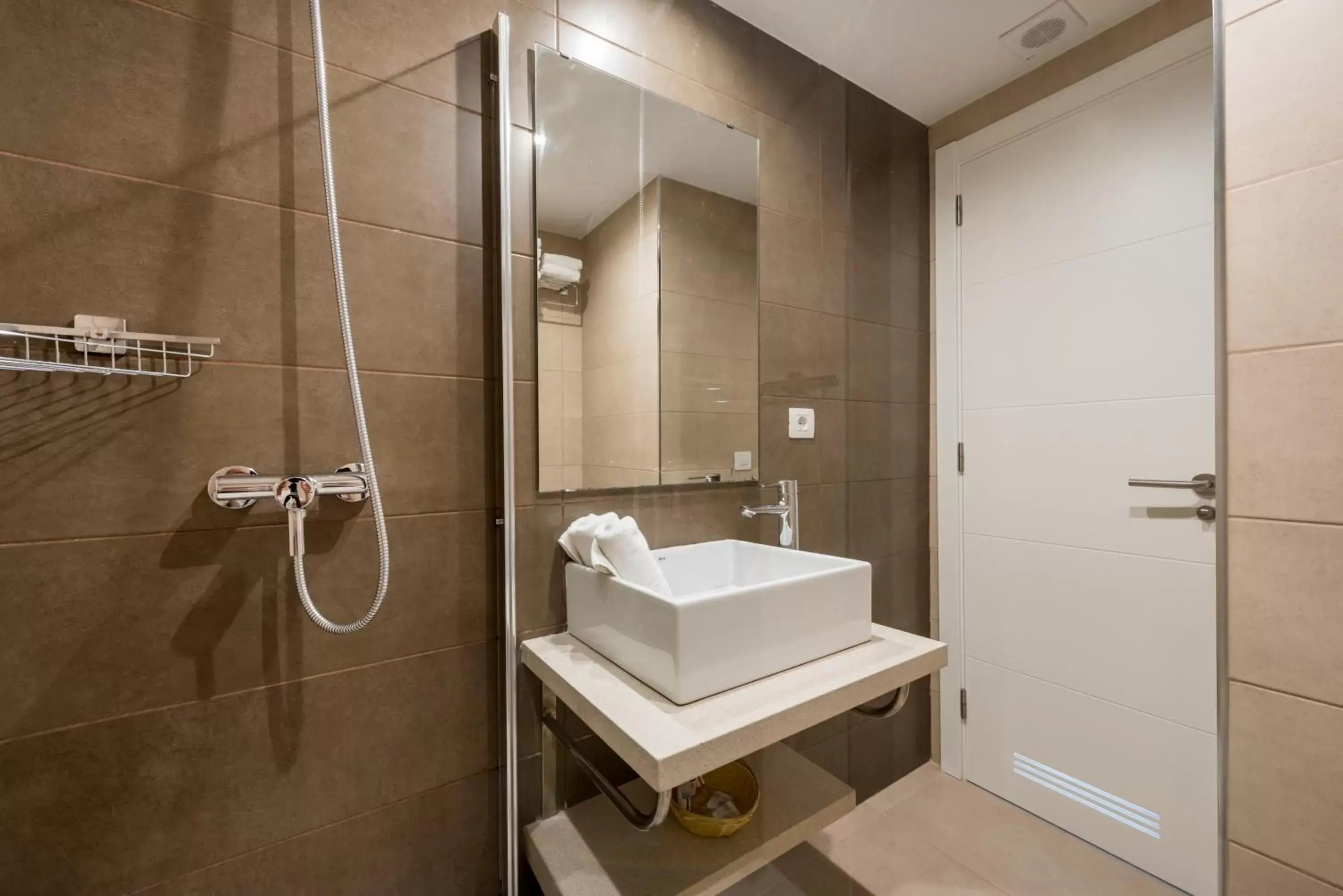Bathroom in Camelina Suites Bathroom in Camelina Suites