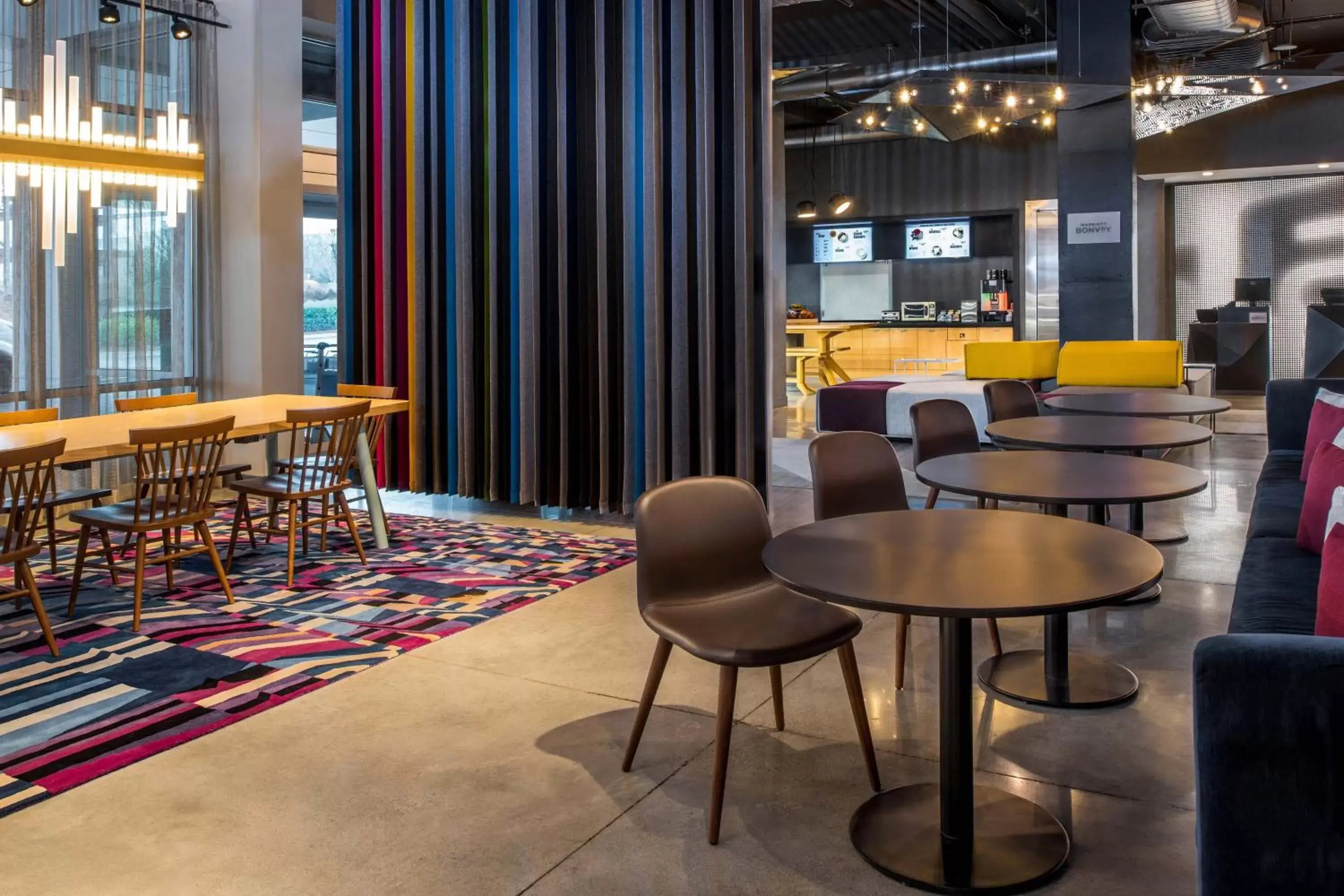 Lobby or reception, Lounge/Bar in Aloft Charlotte Ballantyne