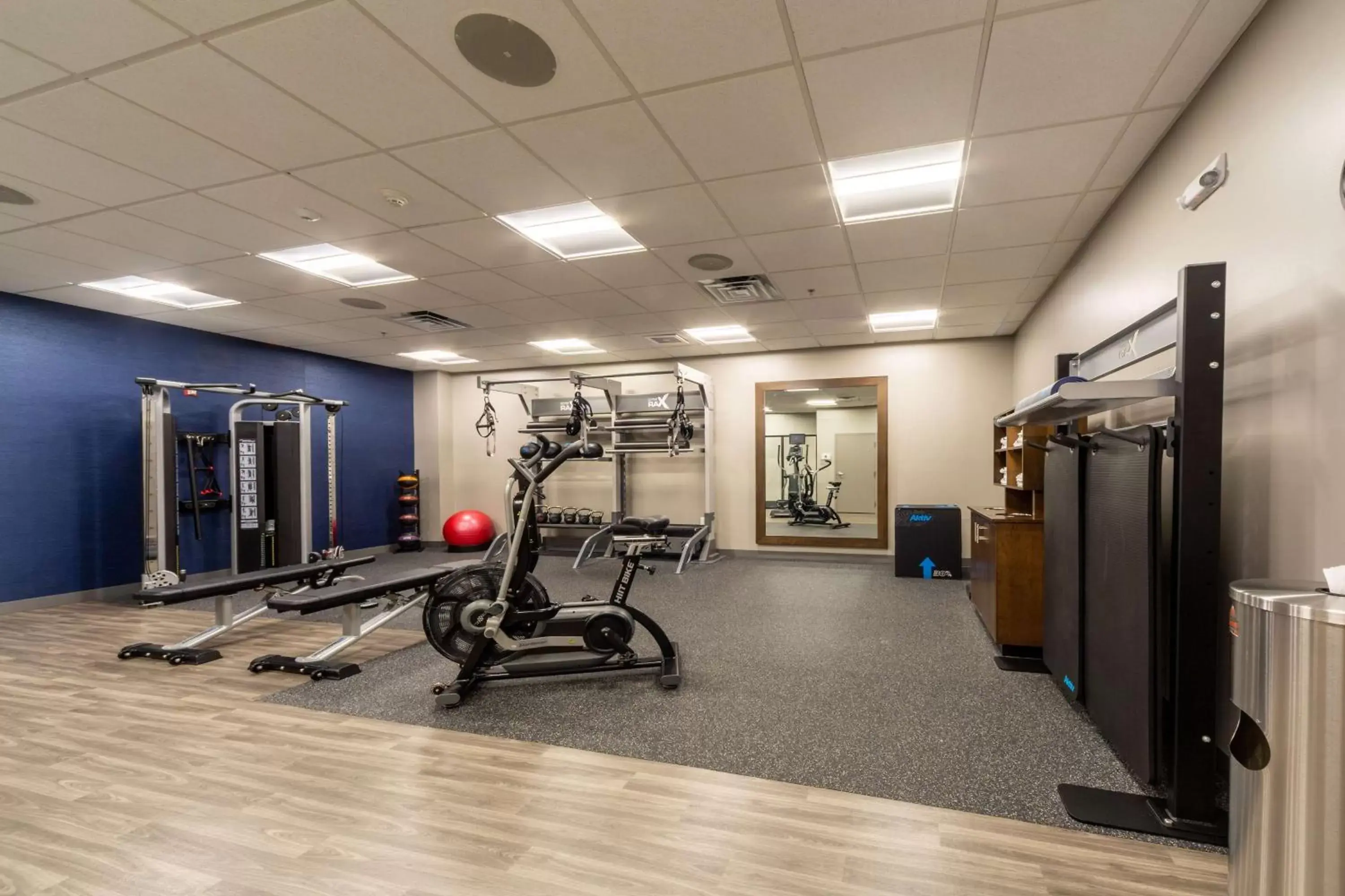 Fitness centre/facilities in Hampton Inn Winchester Fitness centre/facilities in Hampton Inn Winchester