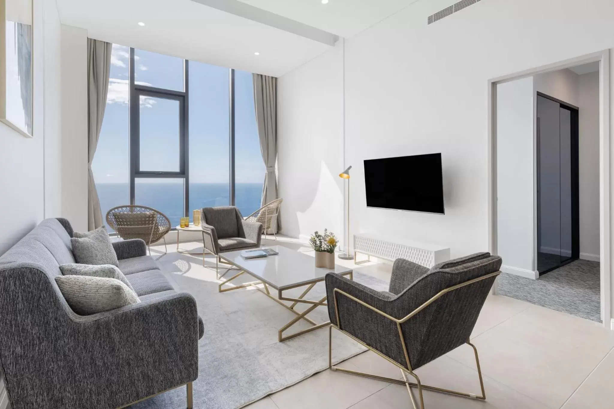 TV and multimedia, Seating Area in Meriton Suites Surfers Paradise