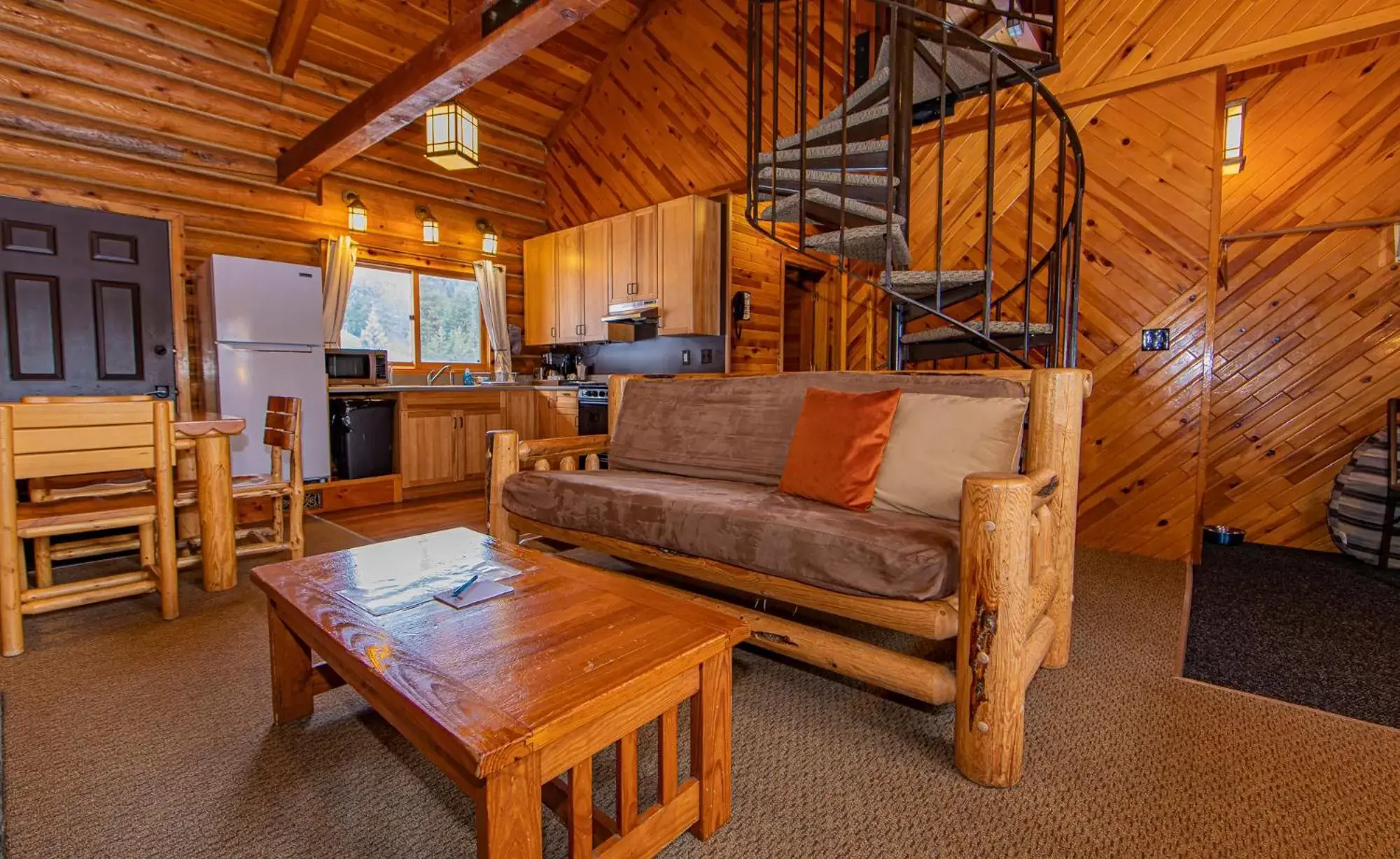 Living room, Seating Area in Cooper Spur Mountain Resort