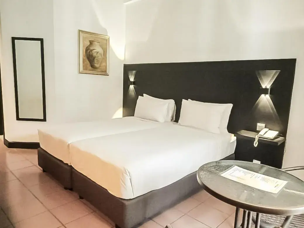 Bed in Flamingo Hotel By The Lake, Kuala Lumpur Bed in Flamingo Hotel By The Lake, Kuala Lumpur