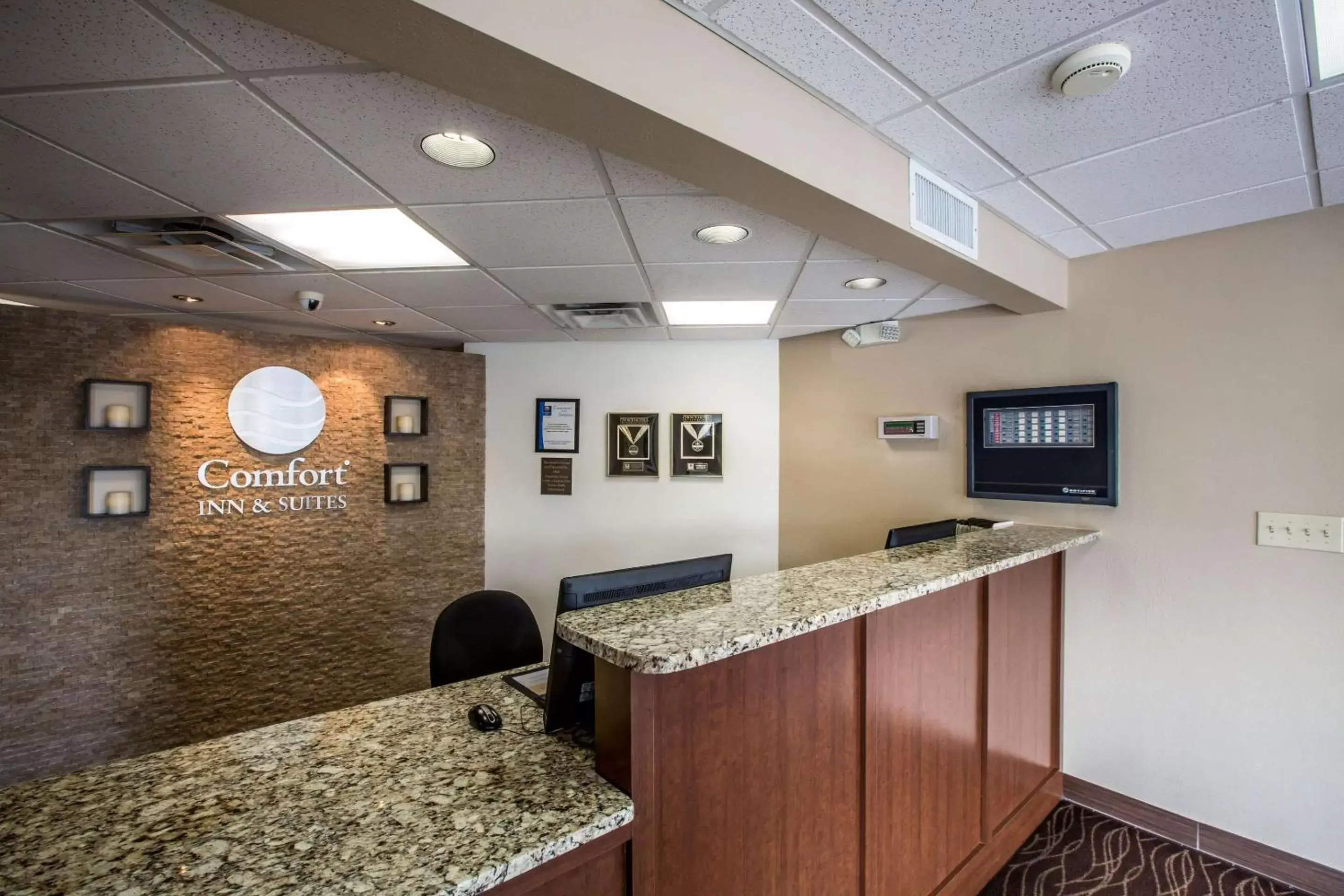 Lobby or reception, Lobby/Reception in Comfort Inn & Suites at Dollywood Lane