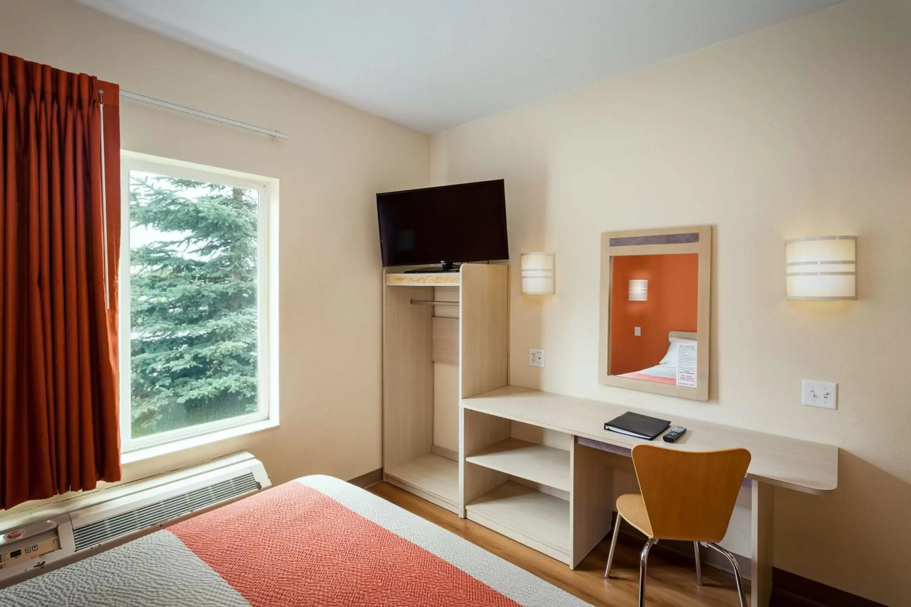 TV and multimedia, TV/Entertainment Center in Motel 6-Anchorage, AK - Midtown