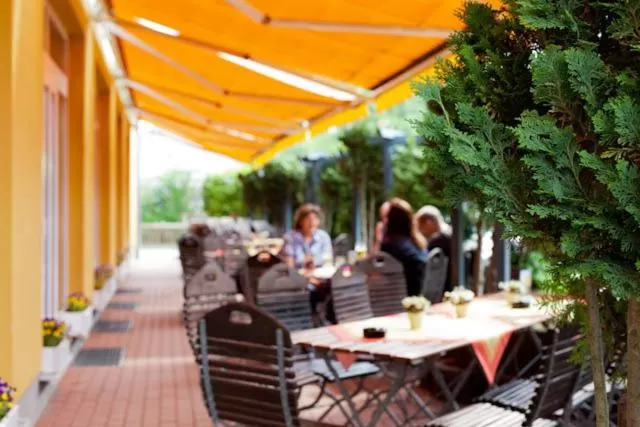 Restaurant/places to eat in Sporthotel Malchow Hotel Garni HP ist möglich