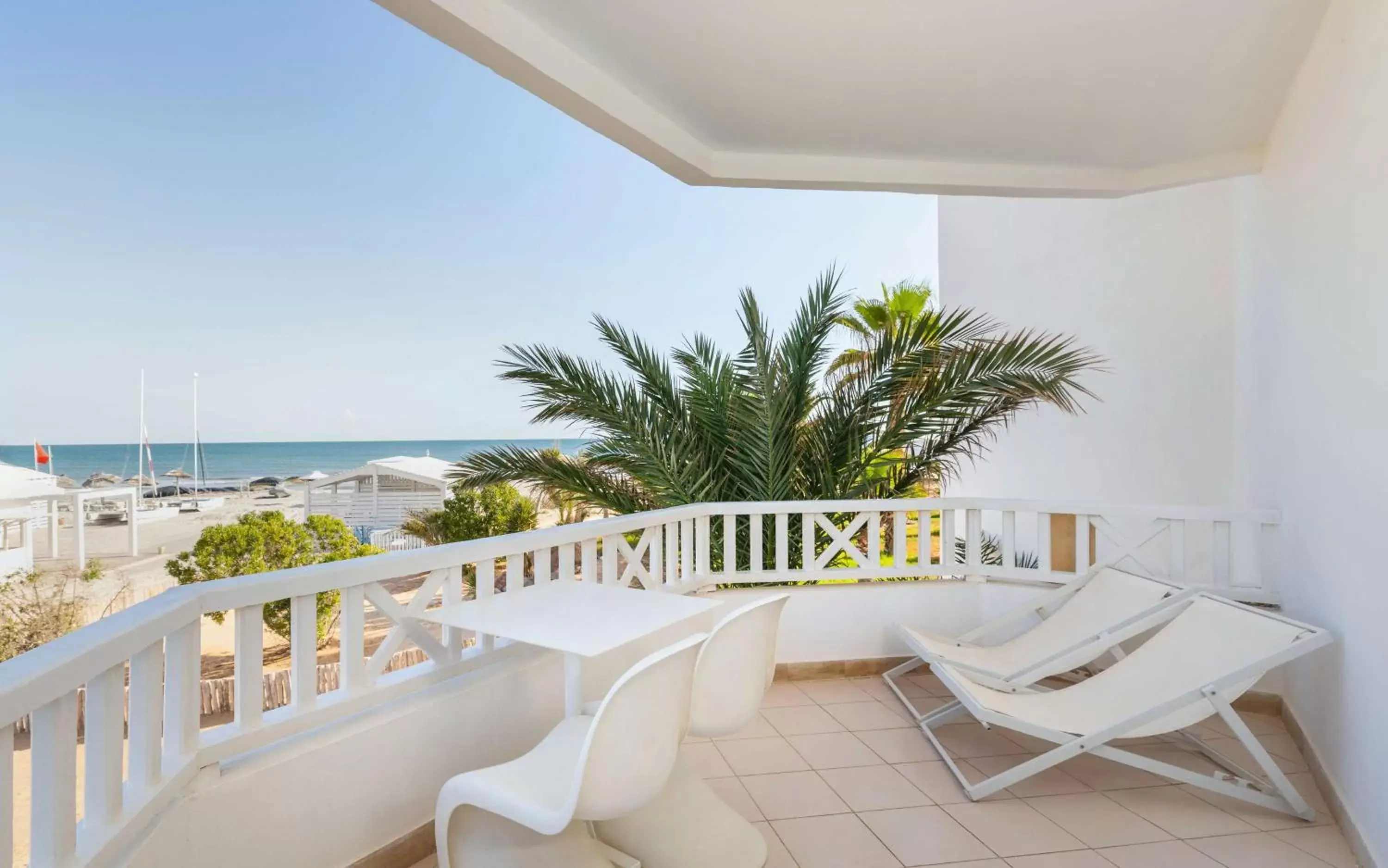 Bedroom, Balcony/Terrace in Radisson Blu Palace Resort & Thalasso, Djerba