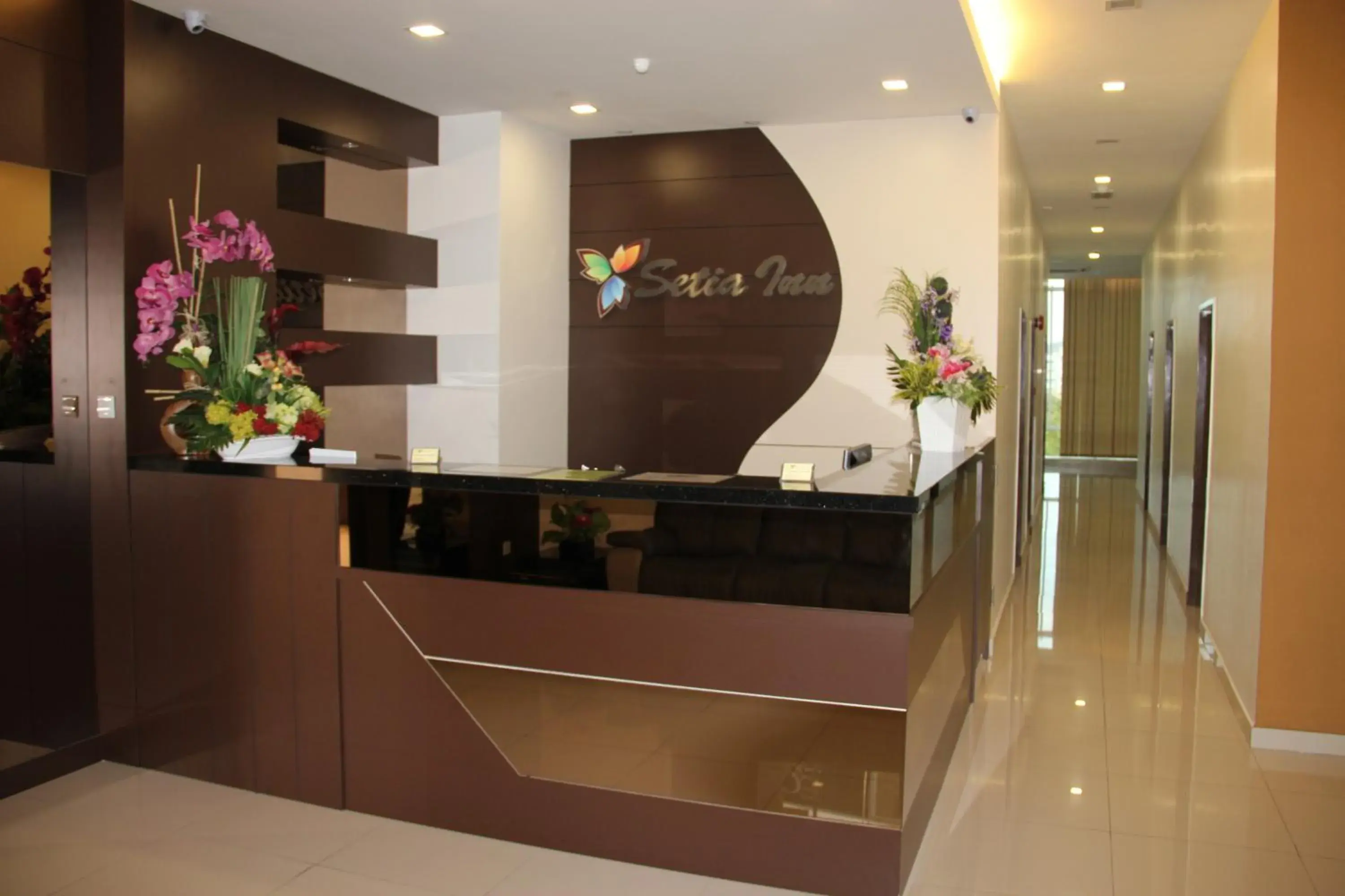 Facade/entrance, Lobby/Reception in Setia Inn