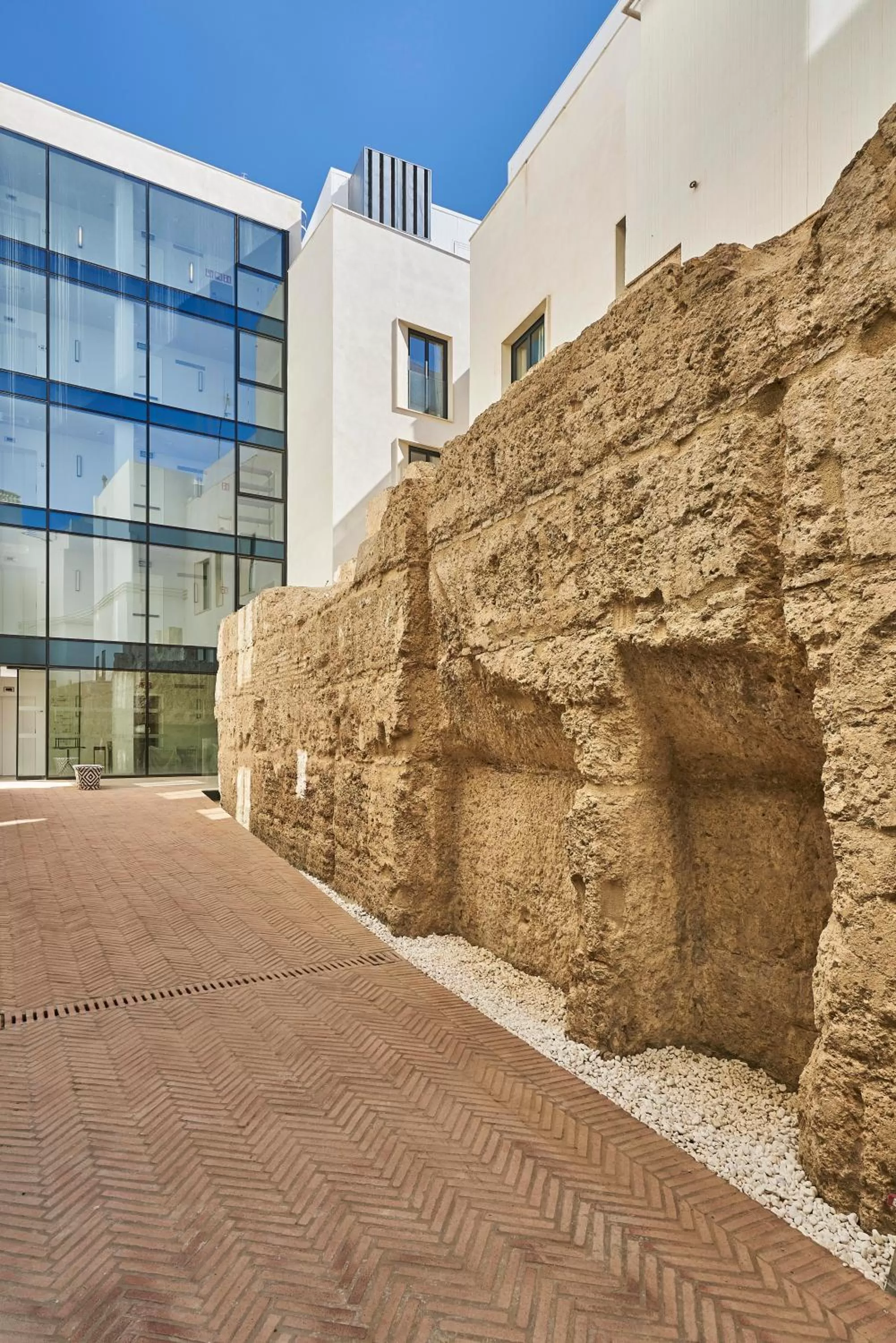 Off site in Vincci Molviedro