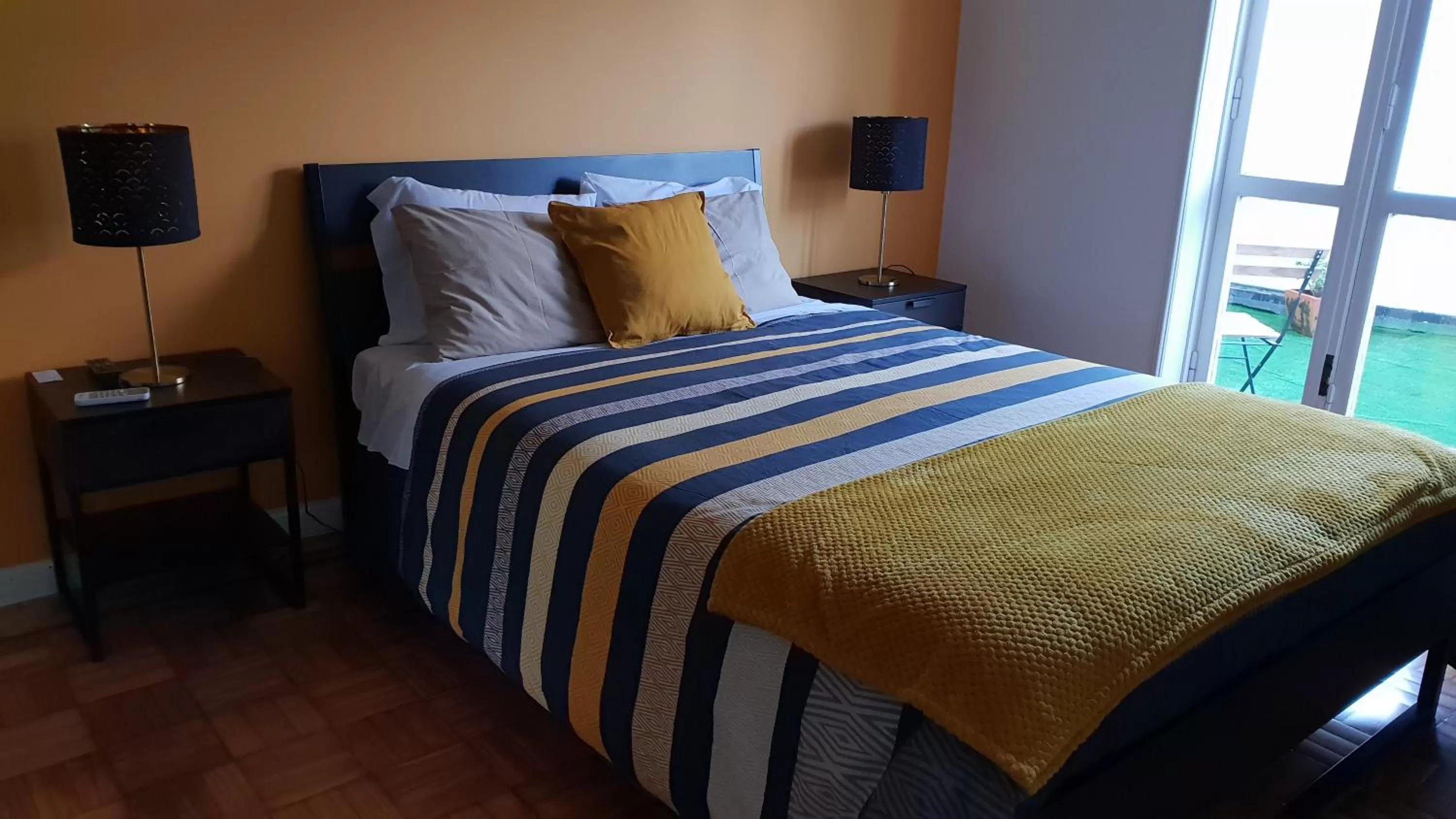 Apartment with Terrace in 100 Contos