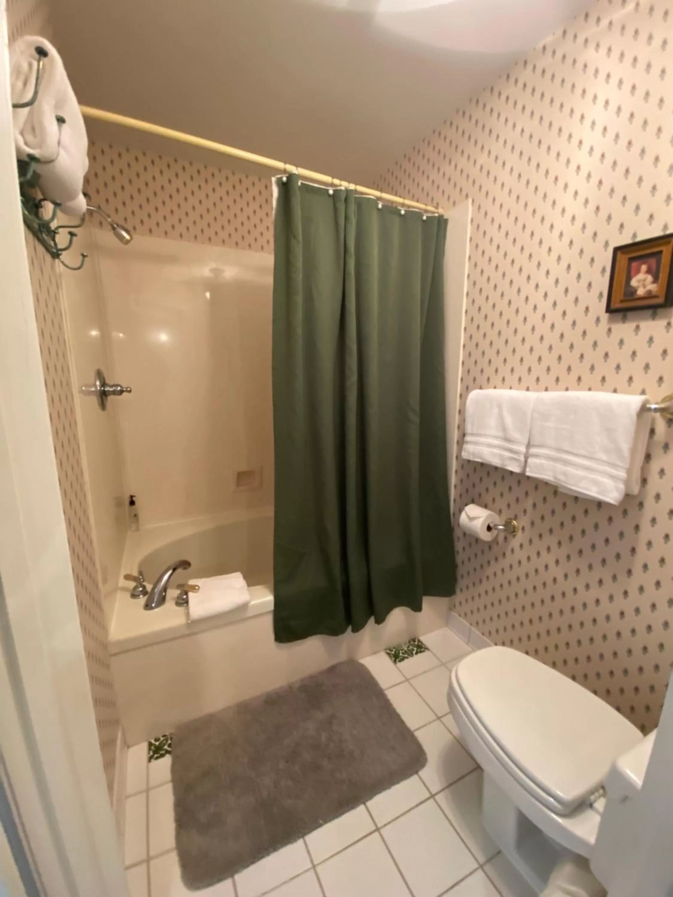 Bathroom in The Cypress Inn