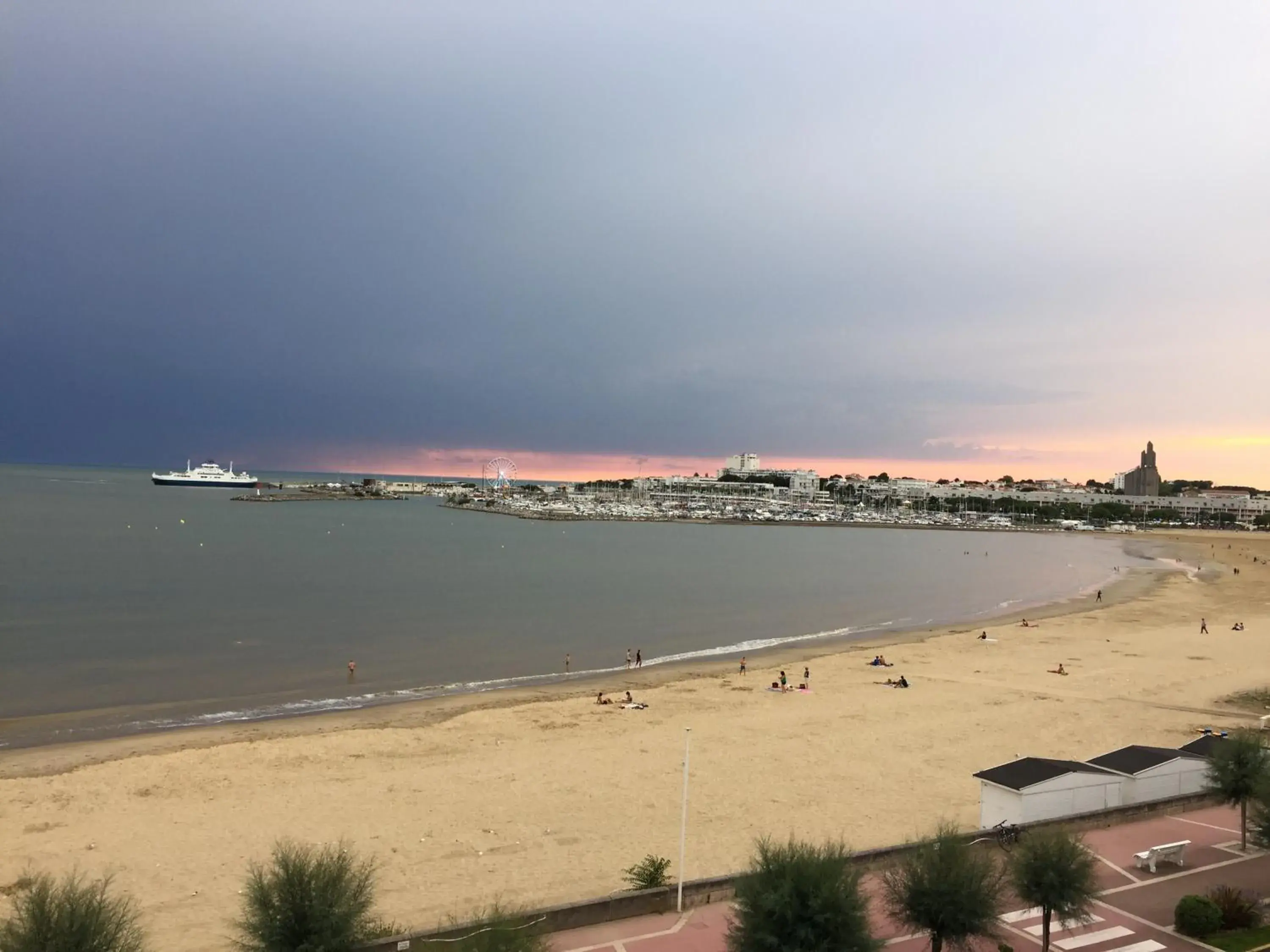 View (from property/room), Beach in Family Golf Hotel