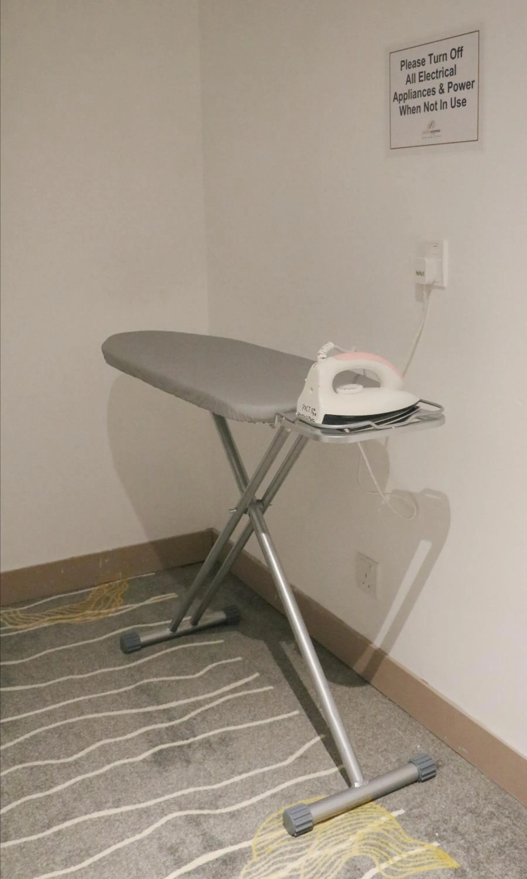 furniture in Pacific Express Hotel Chinatown