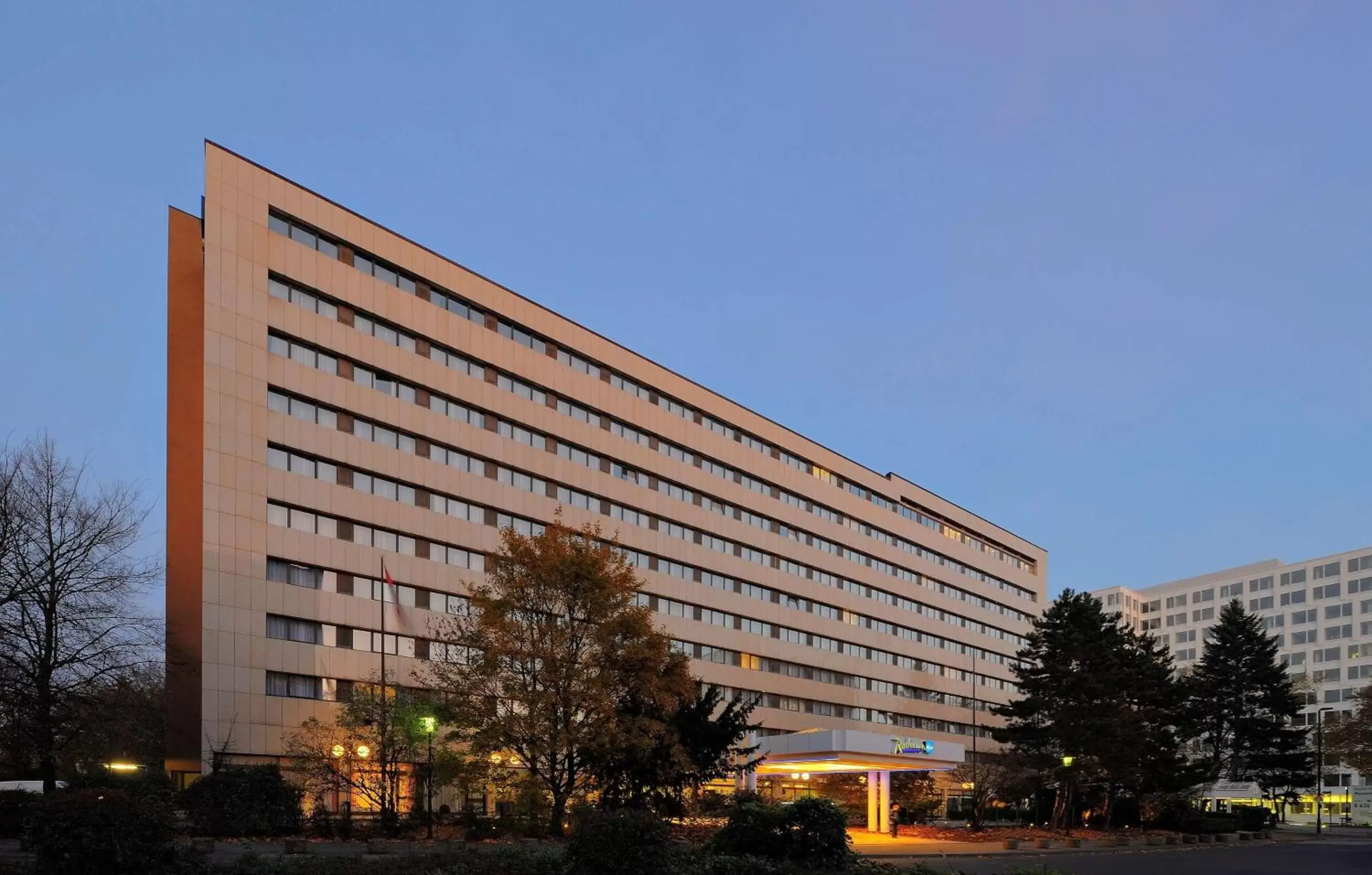 Property Building in Radisson Blu Conference Hotel, Düsseldorf