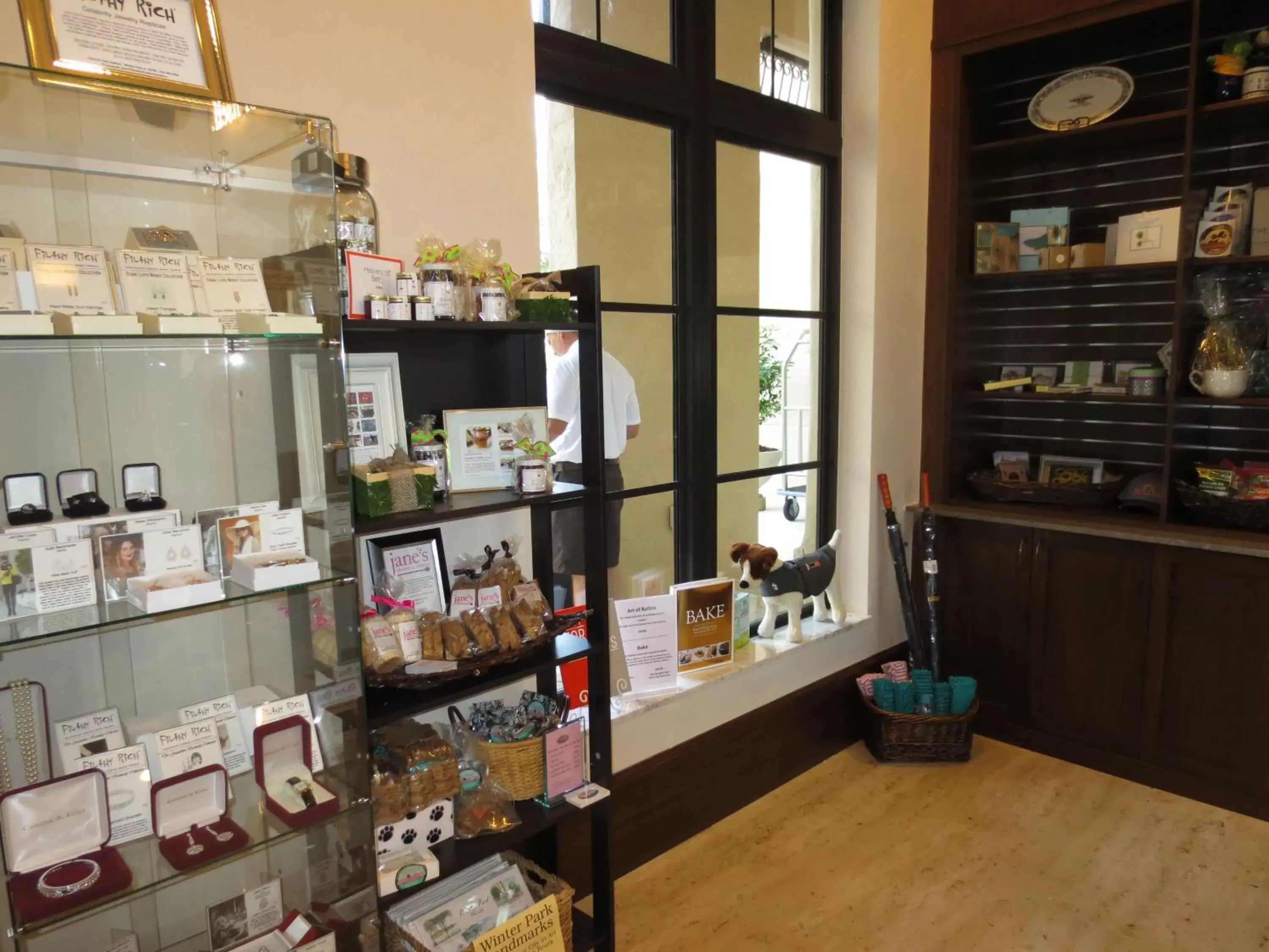 On-site shops in The Alfond Inn
