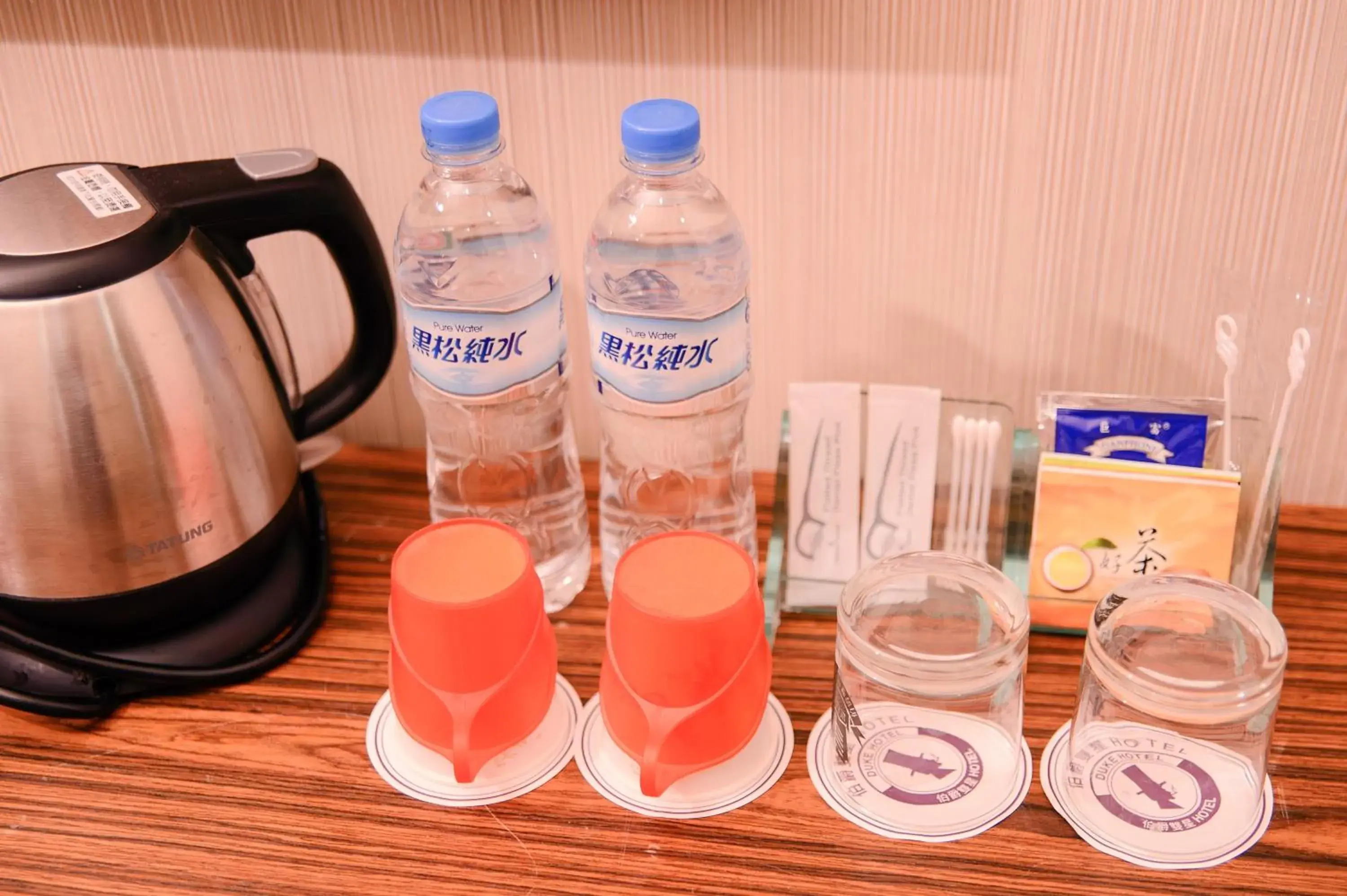 Coffee/tea facilities in Duke Business Hotel