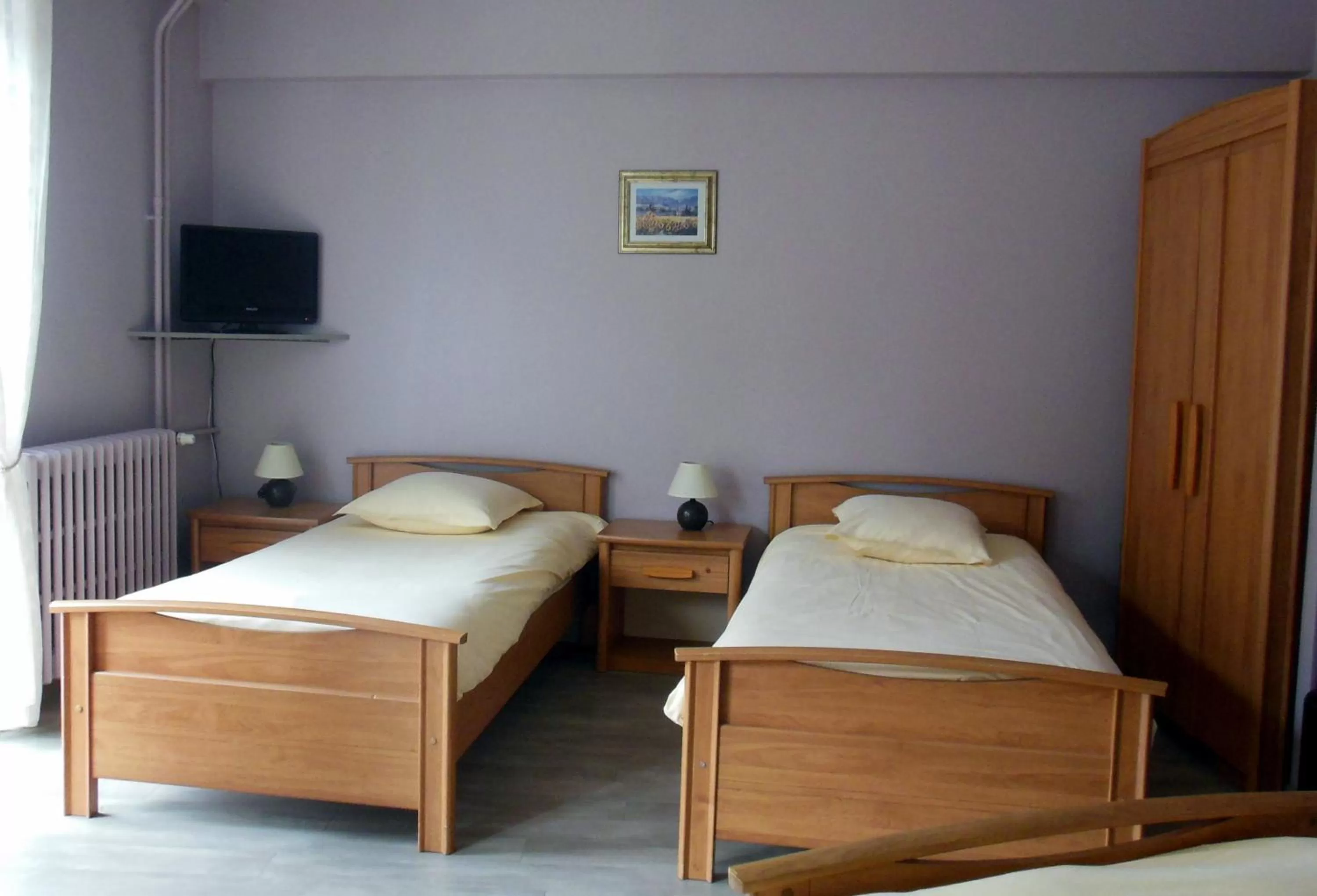 Photo of the whole room, Bed in Hotel Champ Alsace