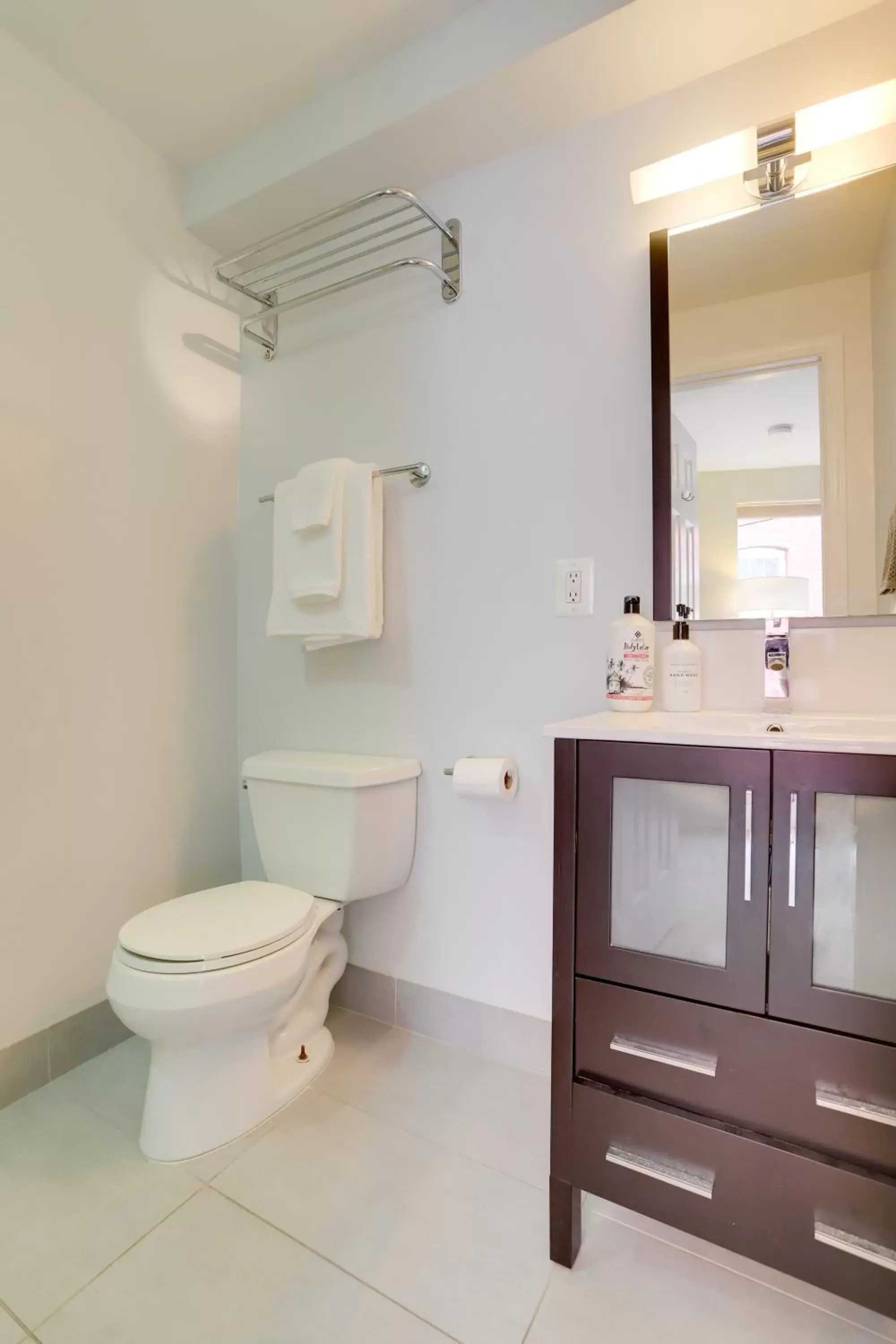 Bathroom in Sojourn at DuPont Place