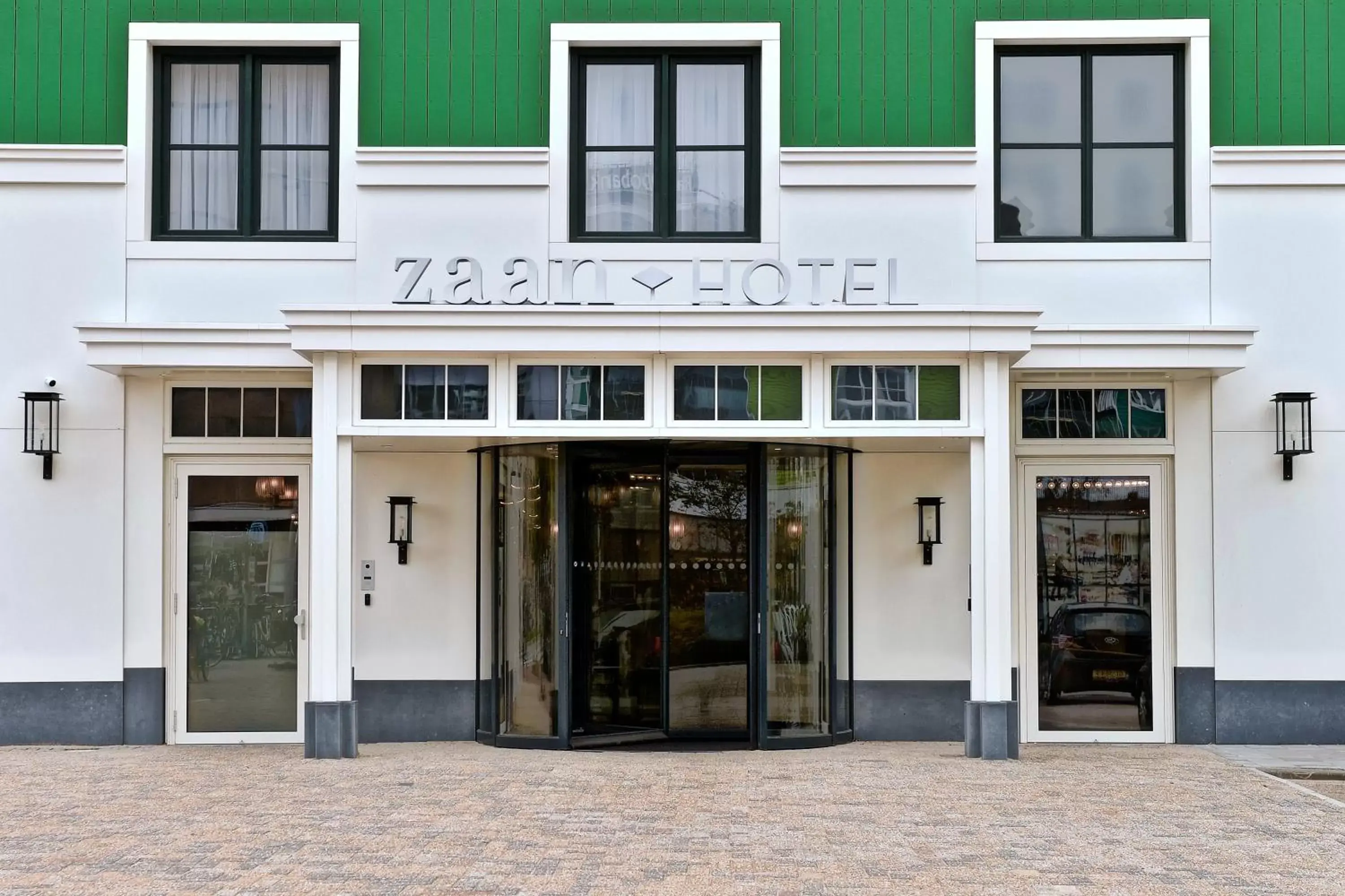 Facade/entrance, Property Building in Zaan Hotel Amsterdam - Zaandam