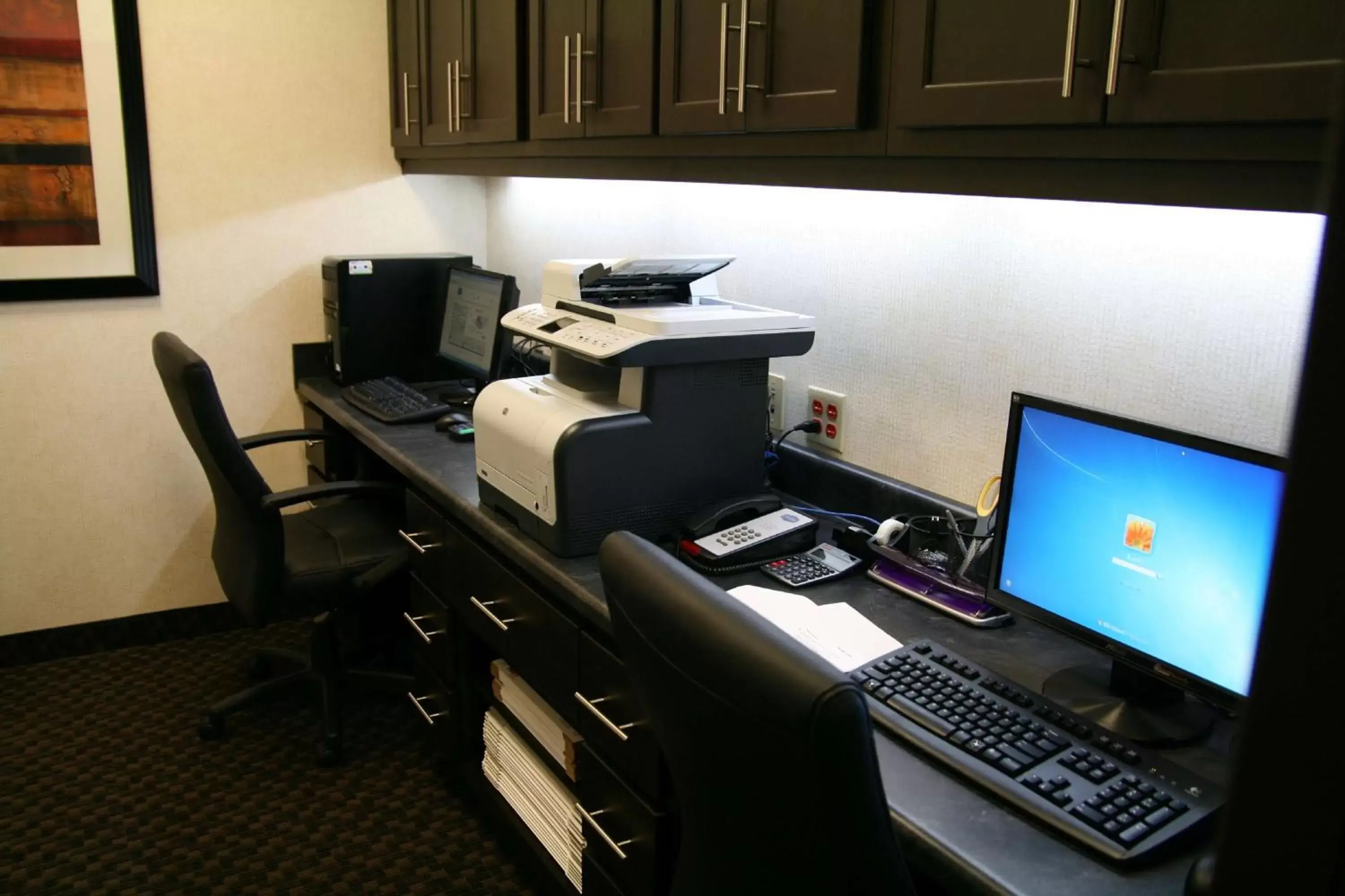 Business facilities, Business Area/Conference Room in Hampton Inn & Suites Detroit/Airport Romulus