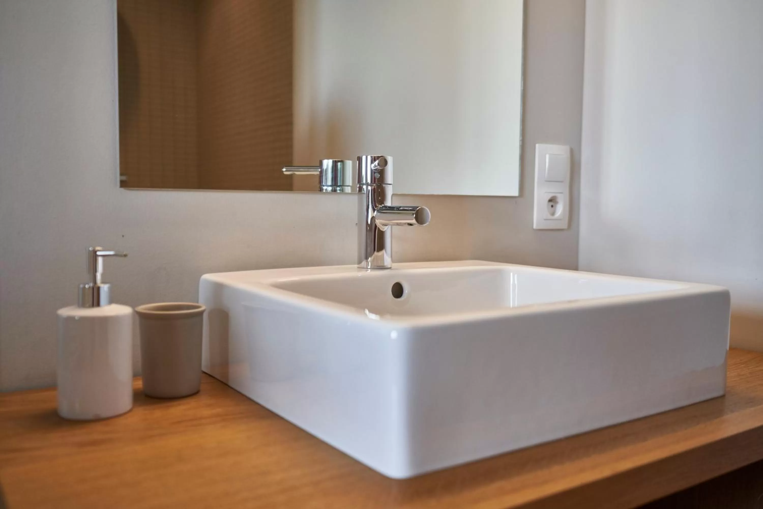 Bathroom in Château Bonalgue - Pomerol