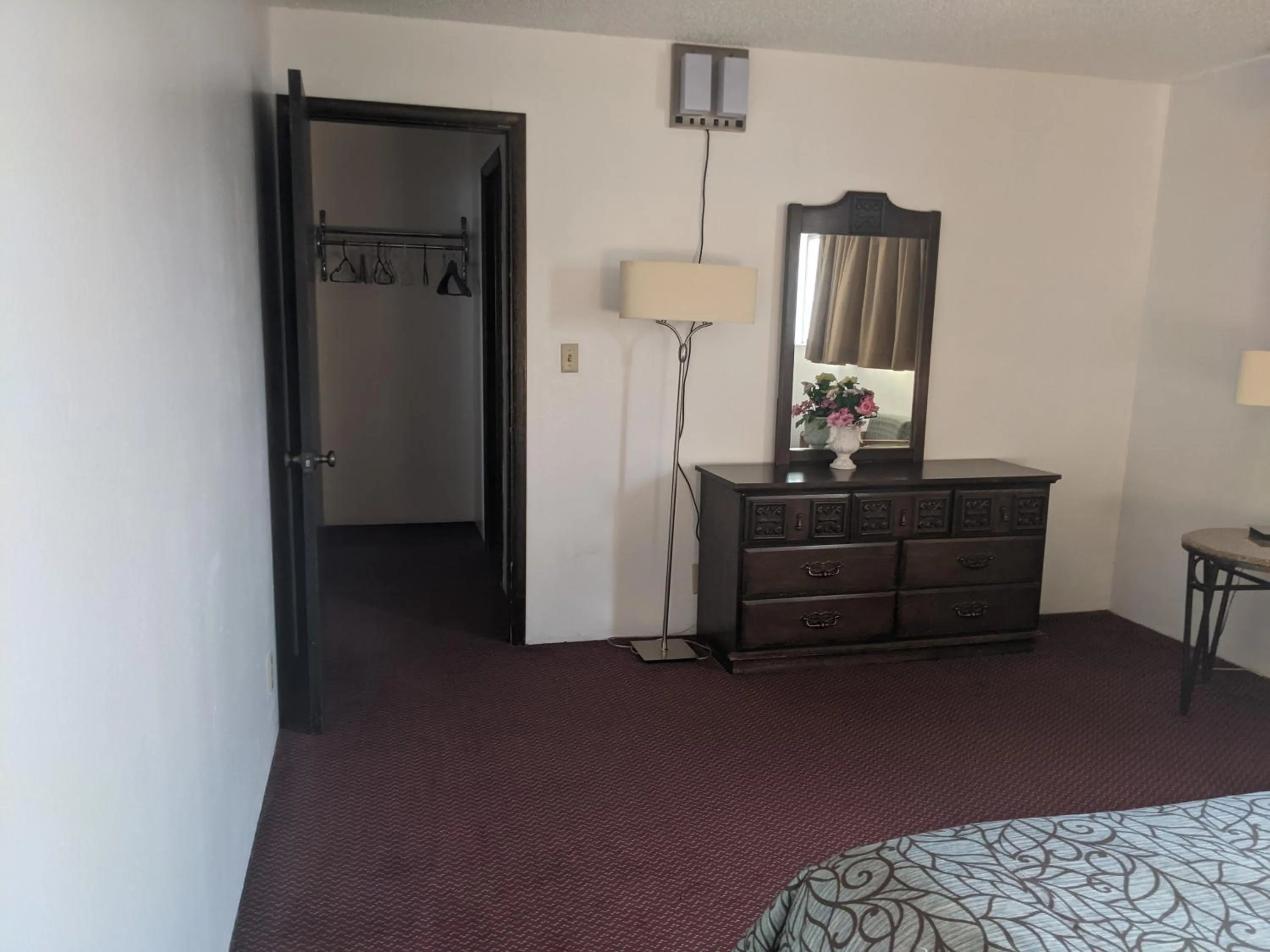 Bedroom in Cabana Inn - Boise