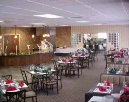 Restaurant/Places to Eat in Ramada by Wyndham Del Rio