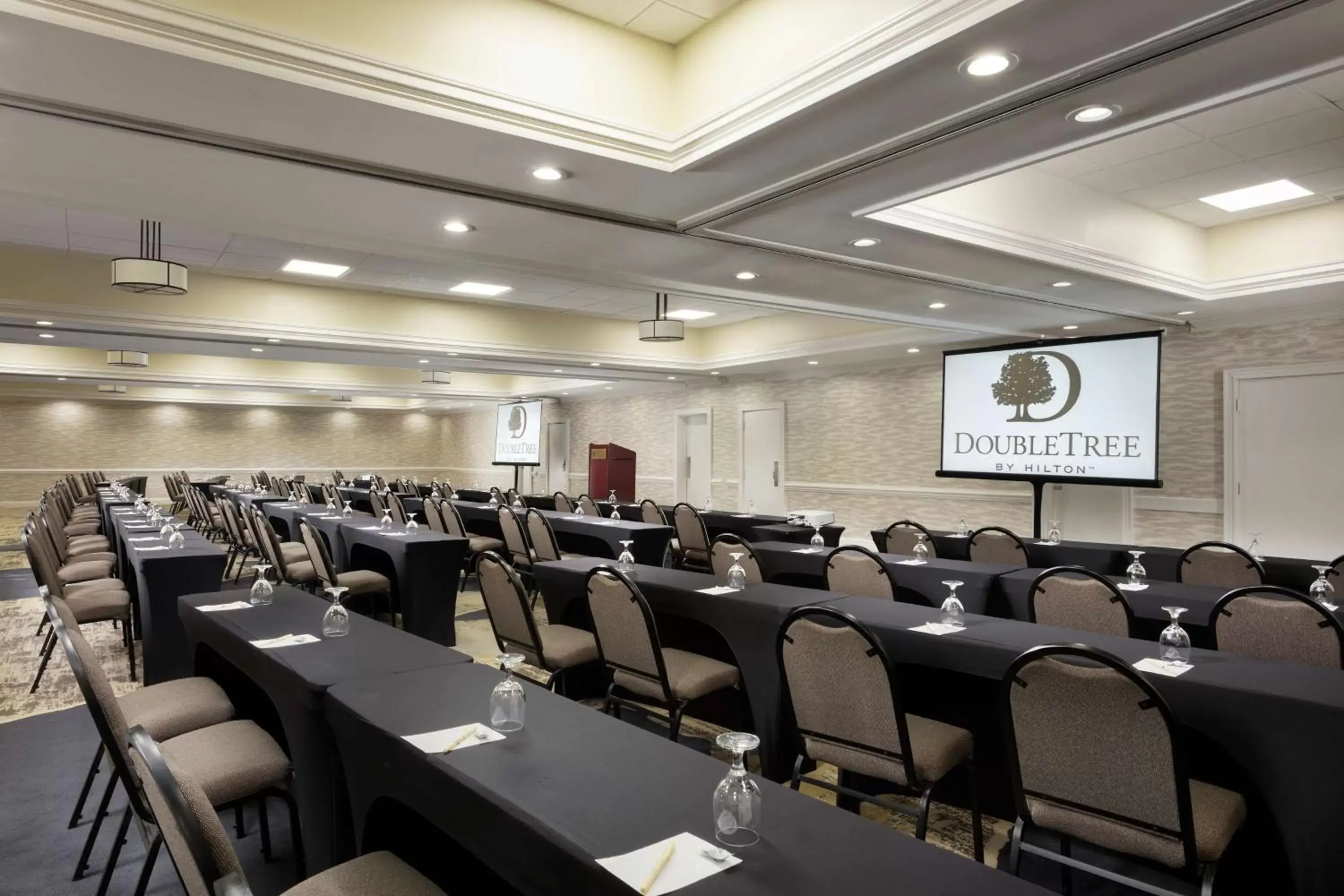 Meeting/conference room in DoubleTree by Hilton Hotel Columbia