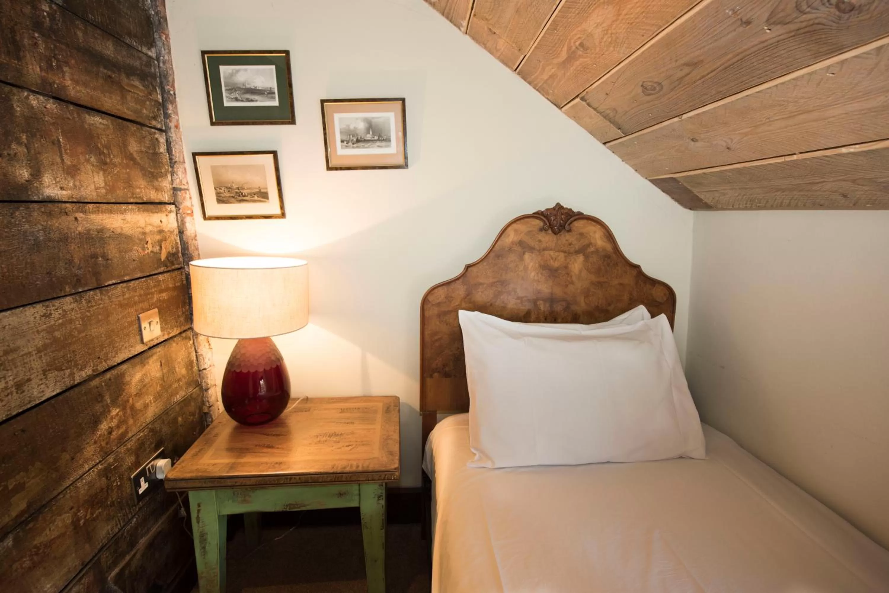 Bedroom in Alma Inn & Dining Rooms