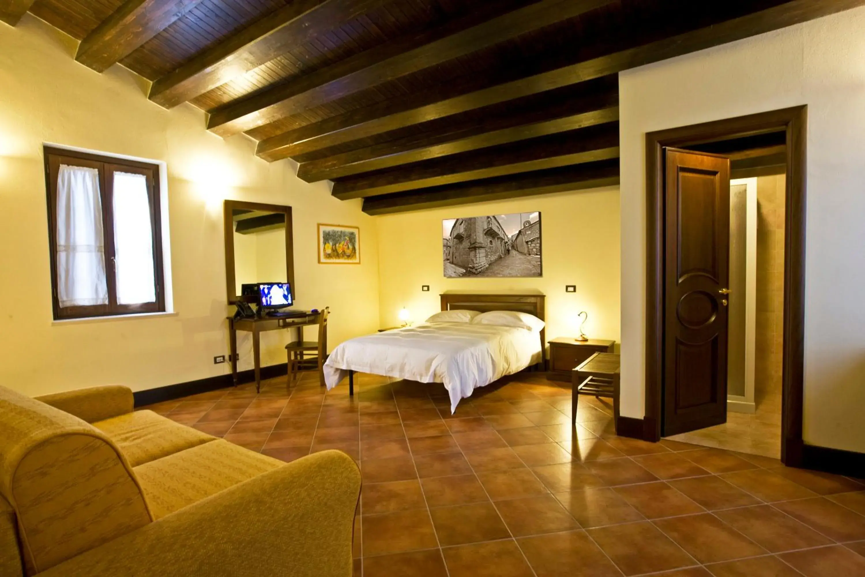 Photo of the whole room, Bed in Hotel Residenza Petra