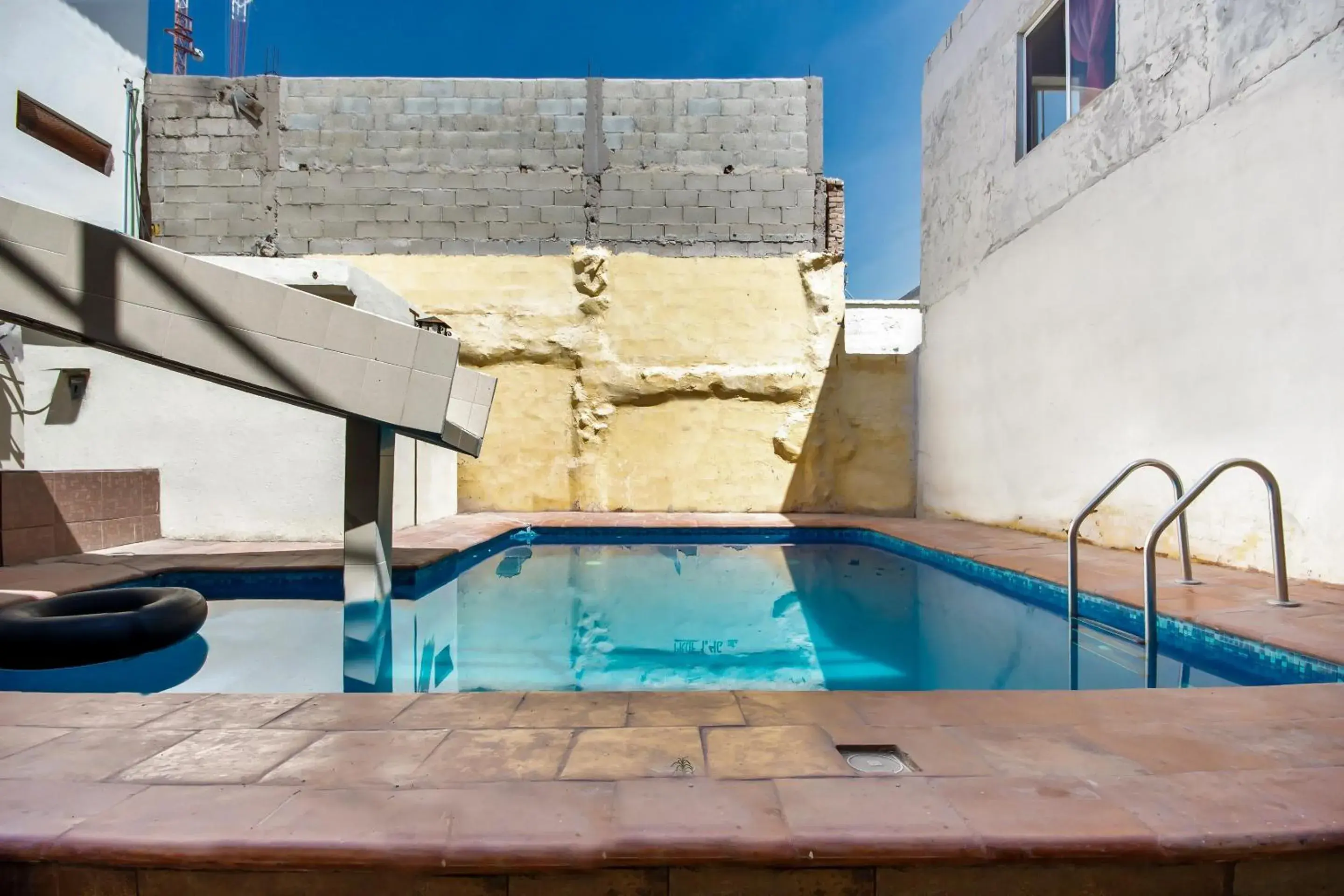 Swimming Pool in HOTELES CATEDRAL Torreón