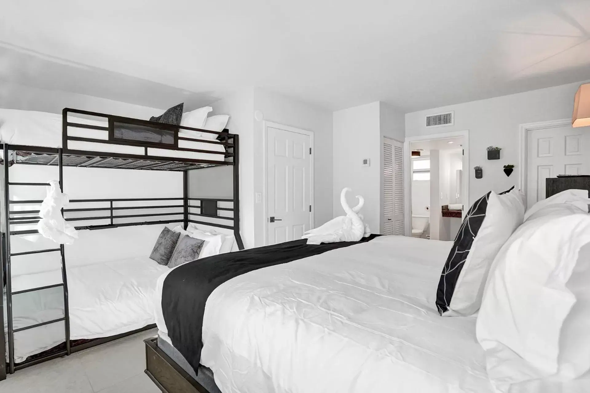 Bunk Bed in RA suites