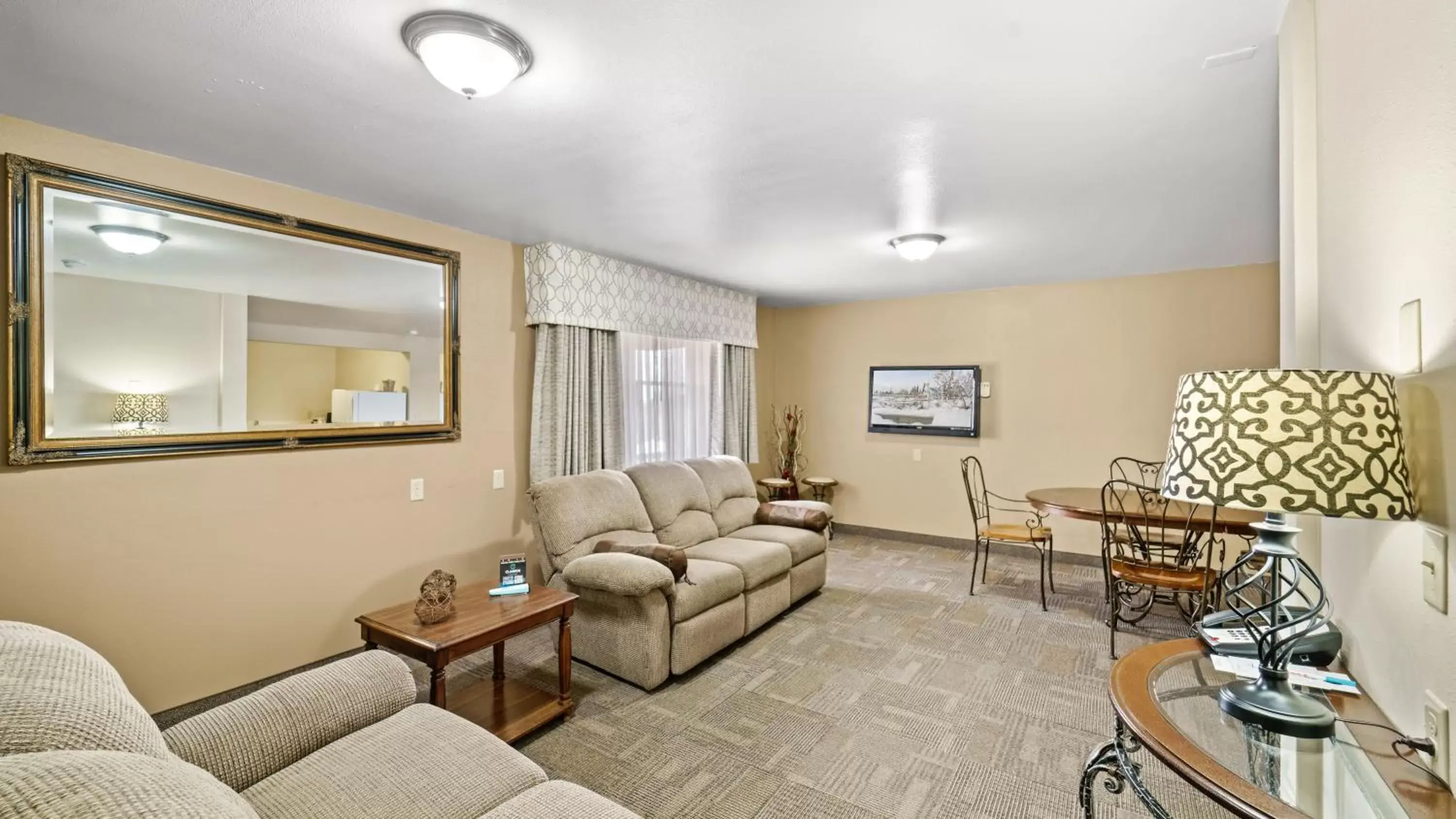 Living room, Seating Area in Clarion Hotel & Suites Fairbanks near Ft. Wainwright