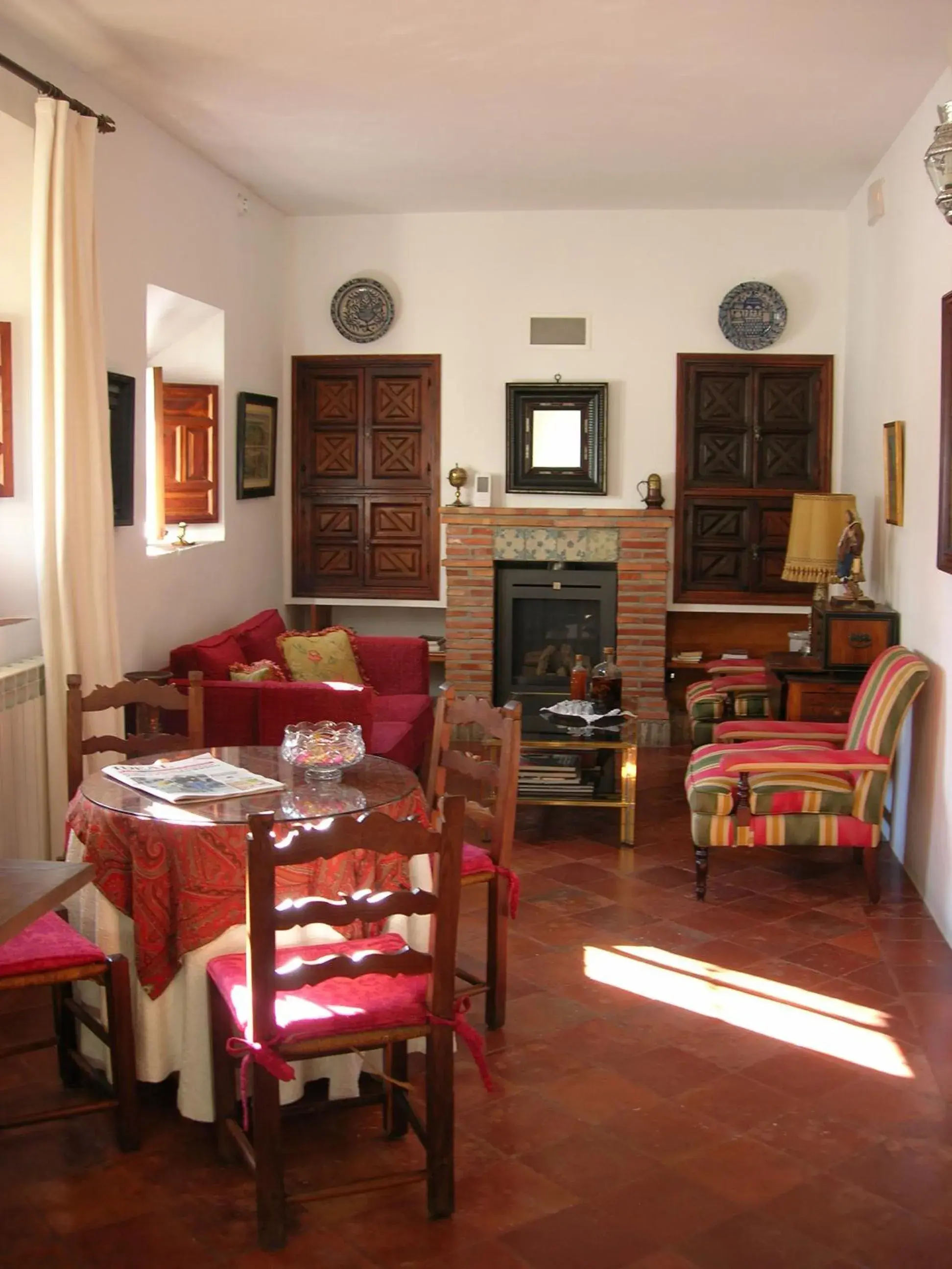 Lounge or bar, Restaurant/Places to Eat in Hotel Santa Isabel La Real