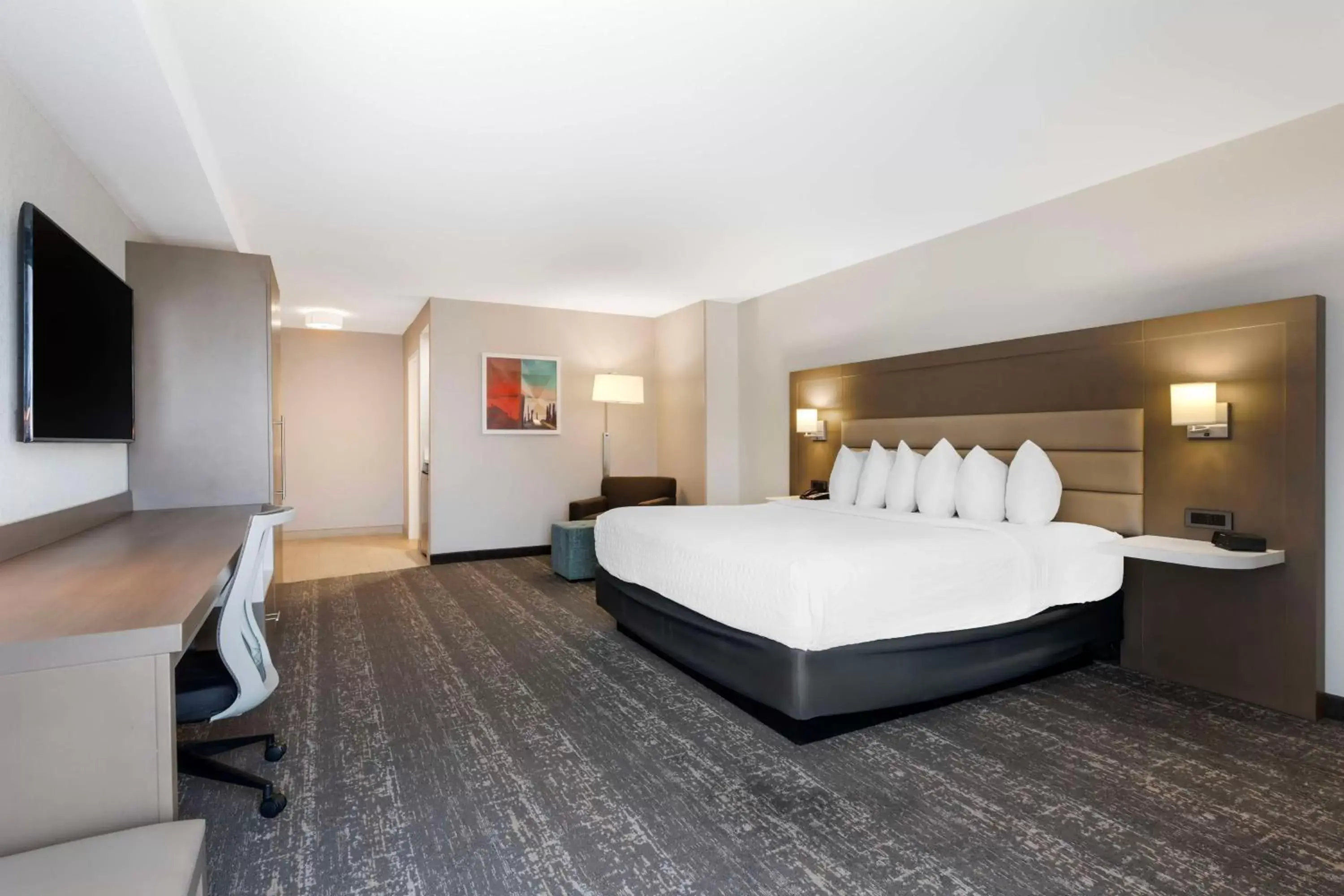 Bedroom, Bed in Best Western Plus Sparks-Reno Hotel