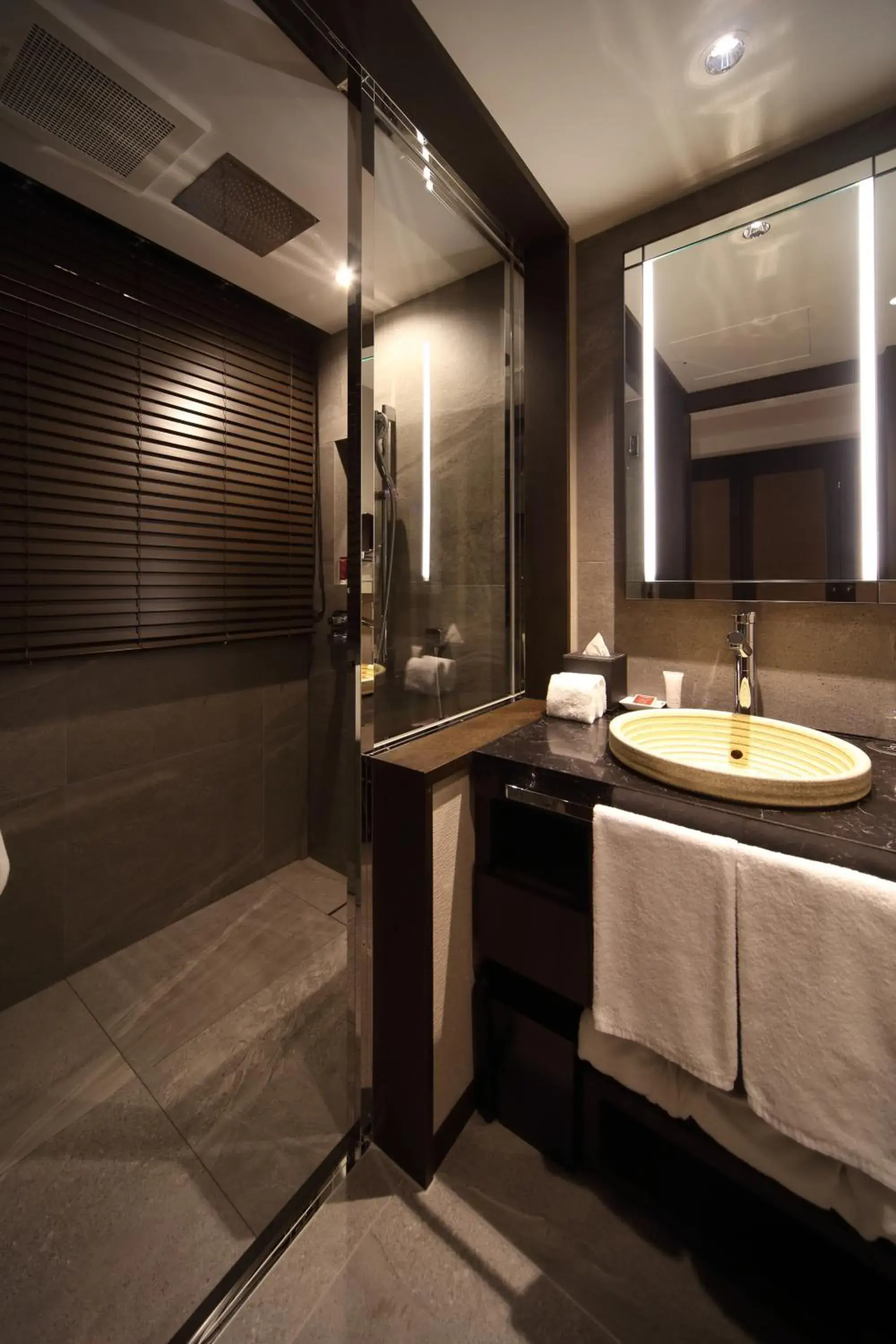 Bathroom in Dhawa Yura Kyoto - Banyan Tree Group