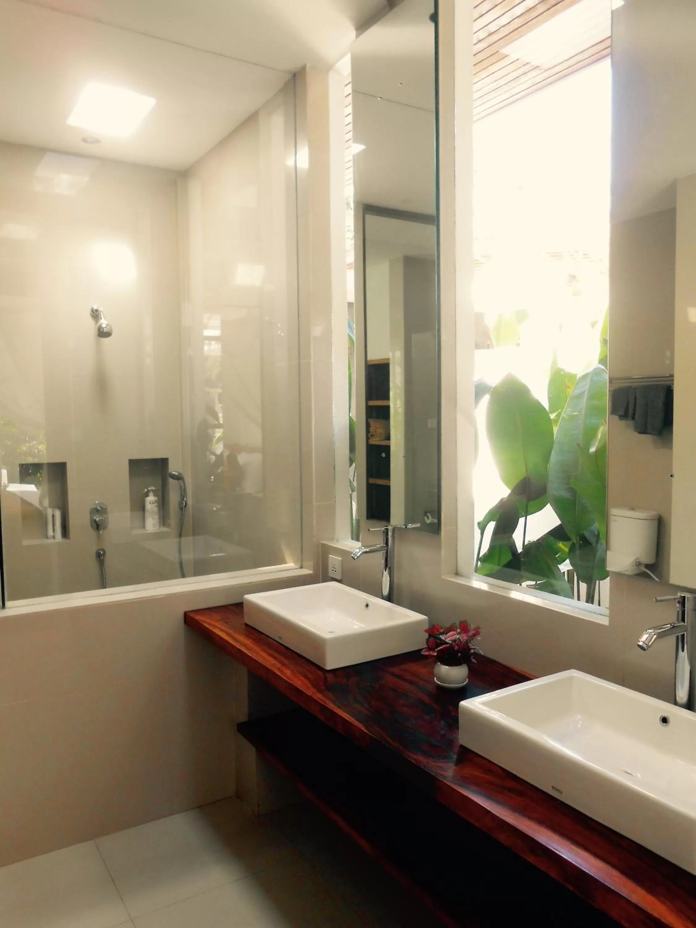 Toilet in Cahaya Indah Villas