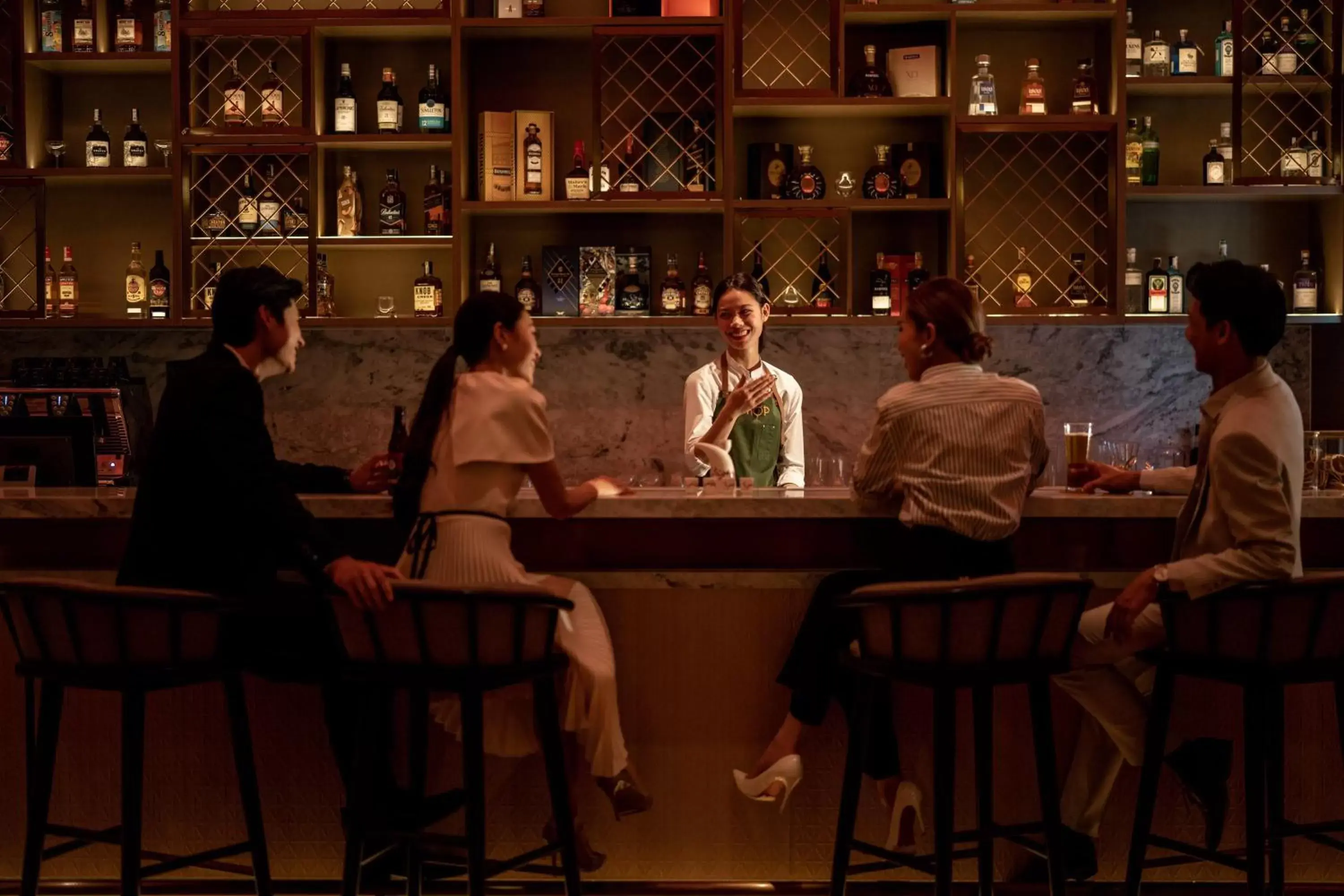 Lounge or bar in Crowne Plaza Vinh Yen City Centre, an IHG Hotel