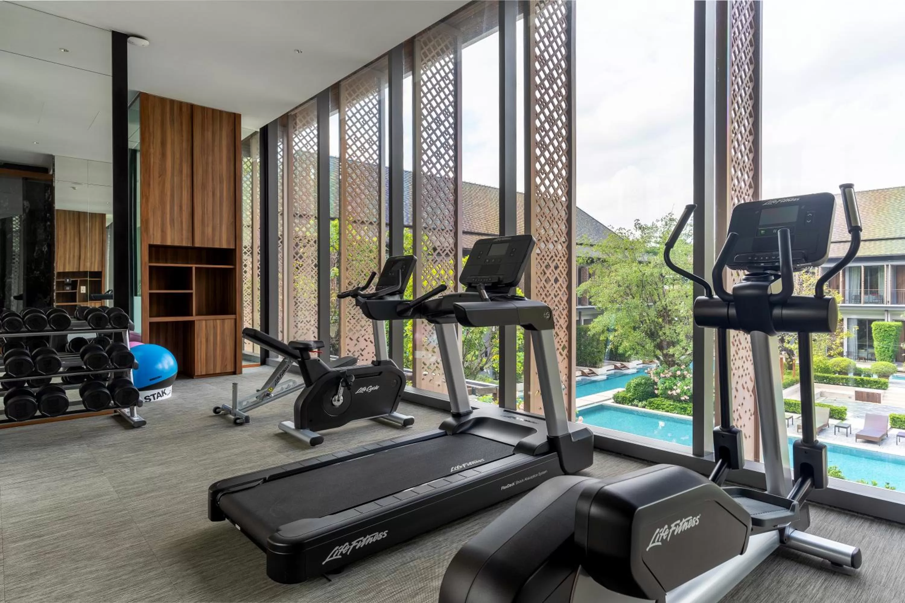 Fitness centre/facilities in Villa Deva Resort & Hotel Bangkok