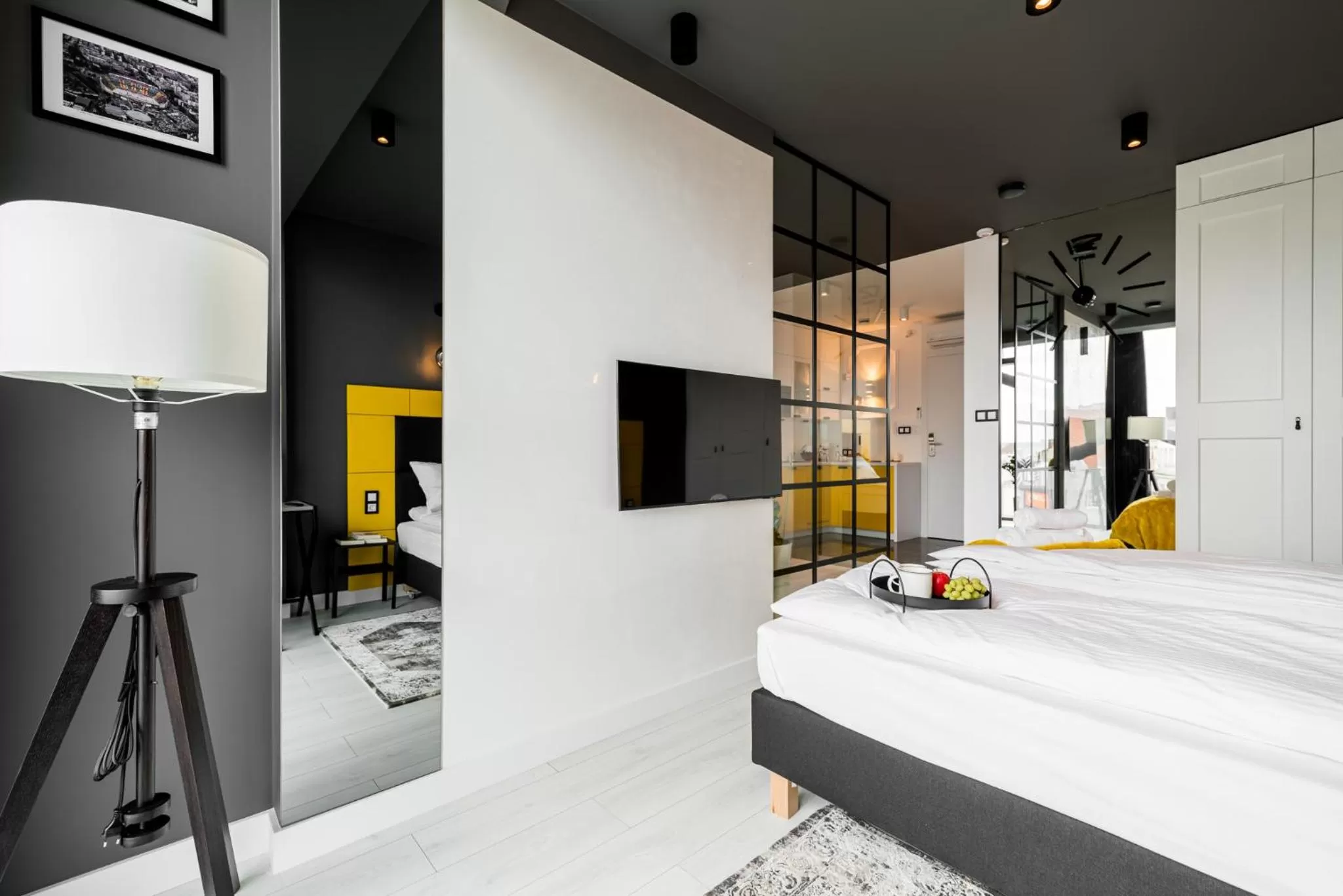 Communal lounge/ TV room, Bed in Q18 ApartHotel