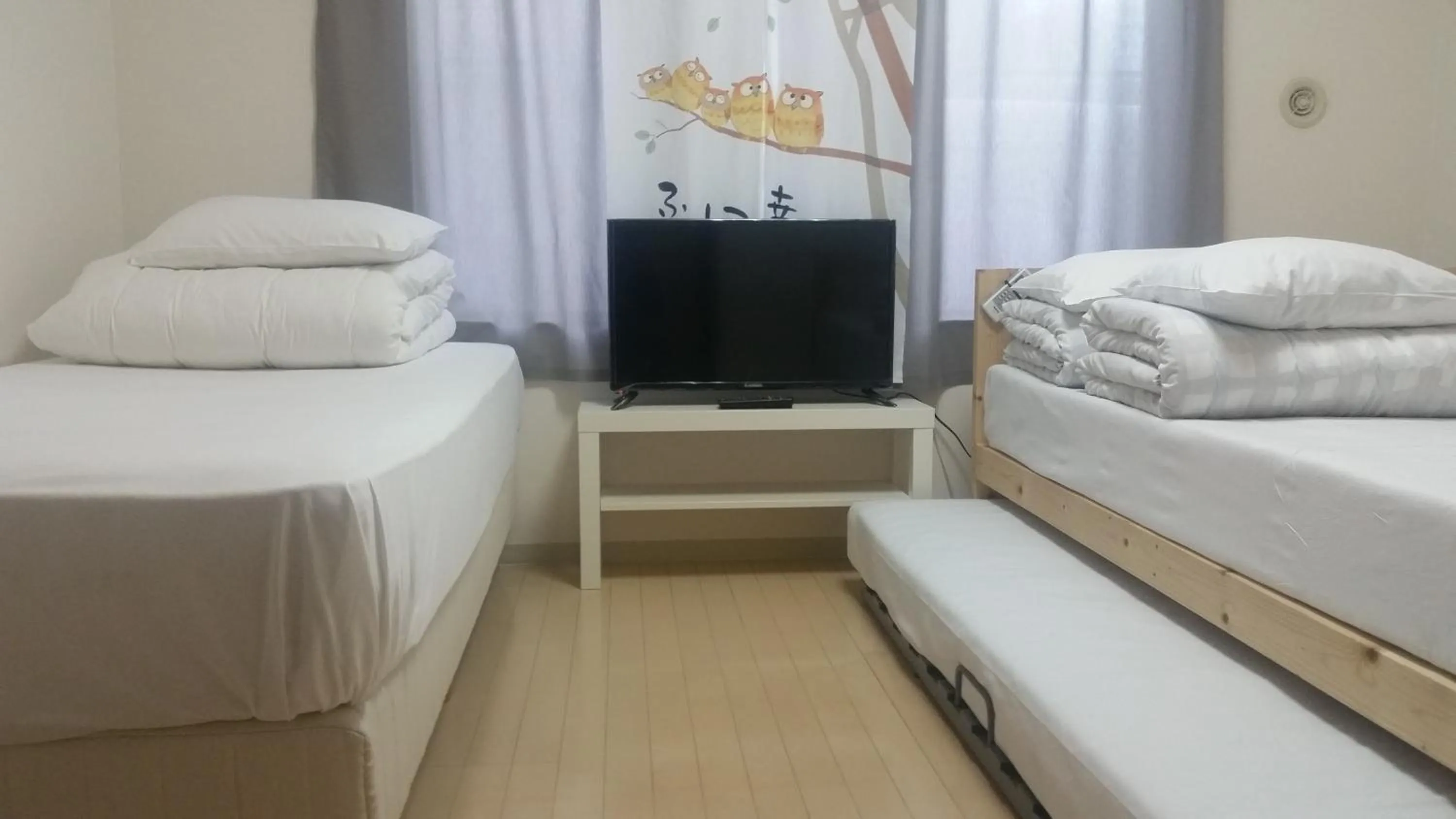 Bedroom, Bed in Sophiearth Apartment