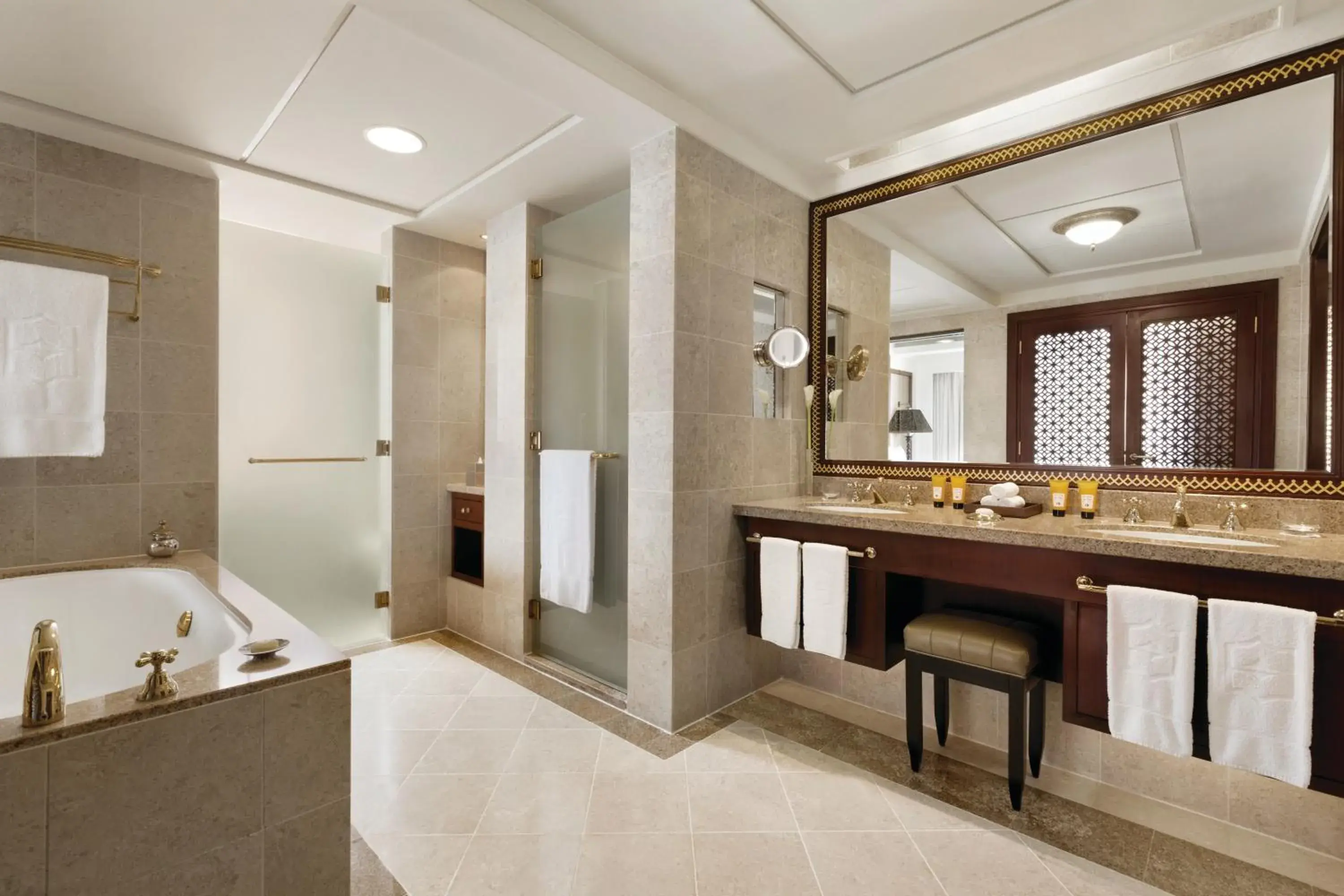 Toilet, Bathroom in Shangri-La Al Husn Resort & Spa