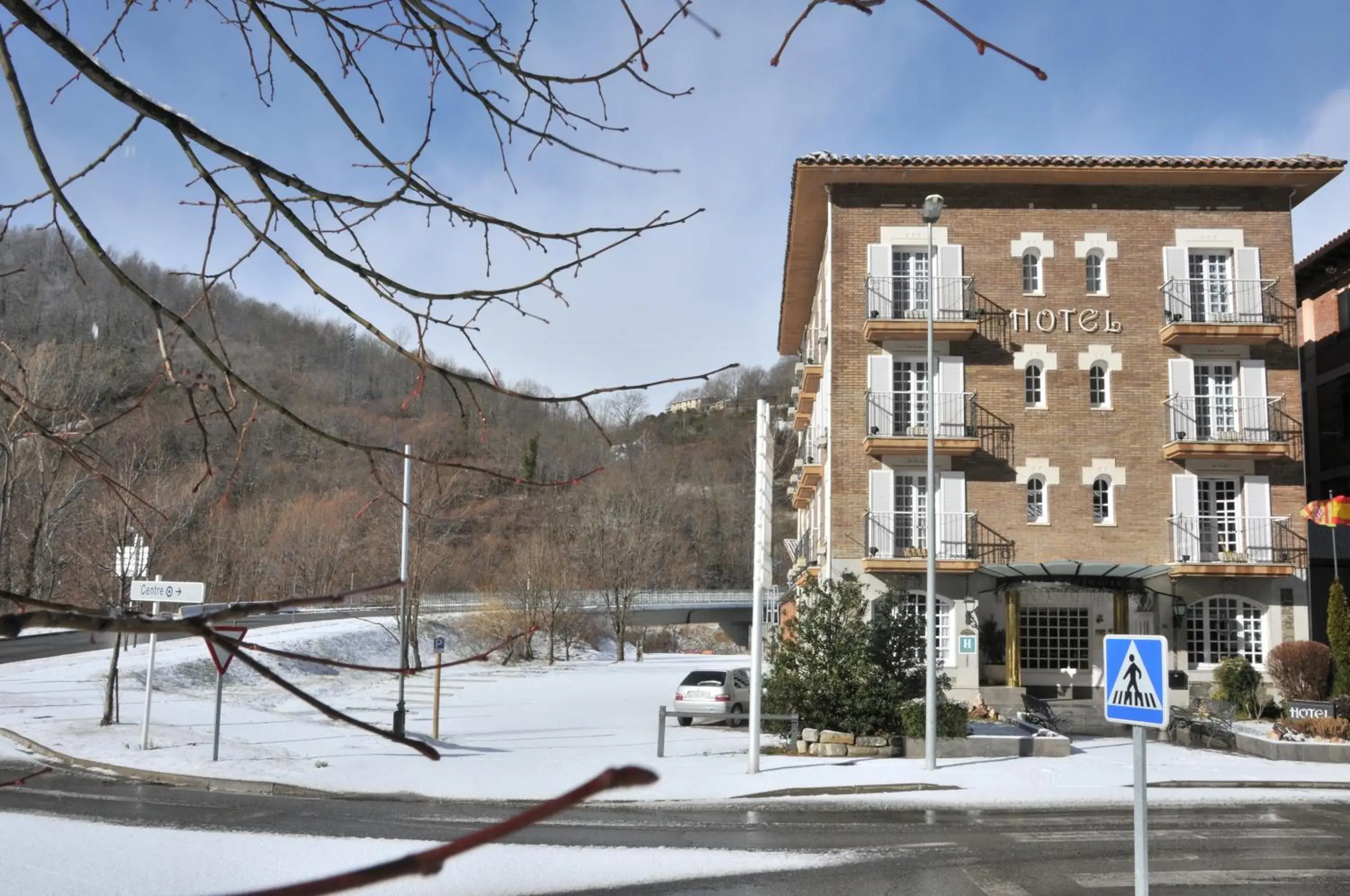 Property building, Winter in Hotel Edelweiss