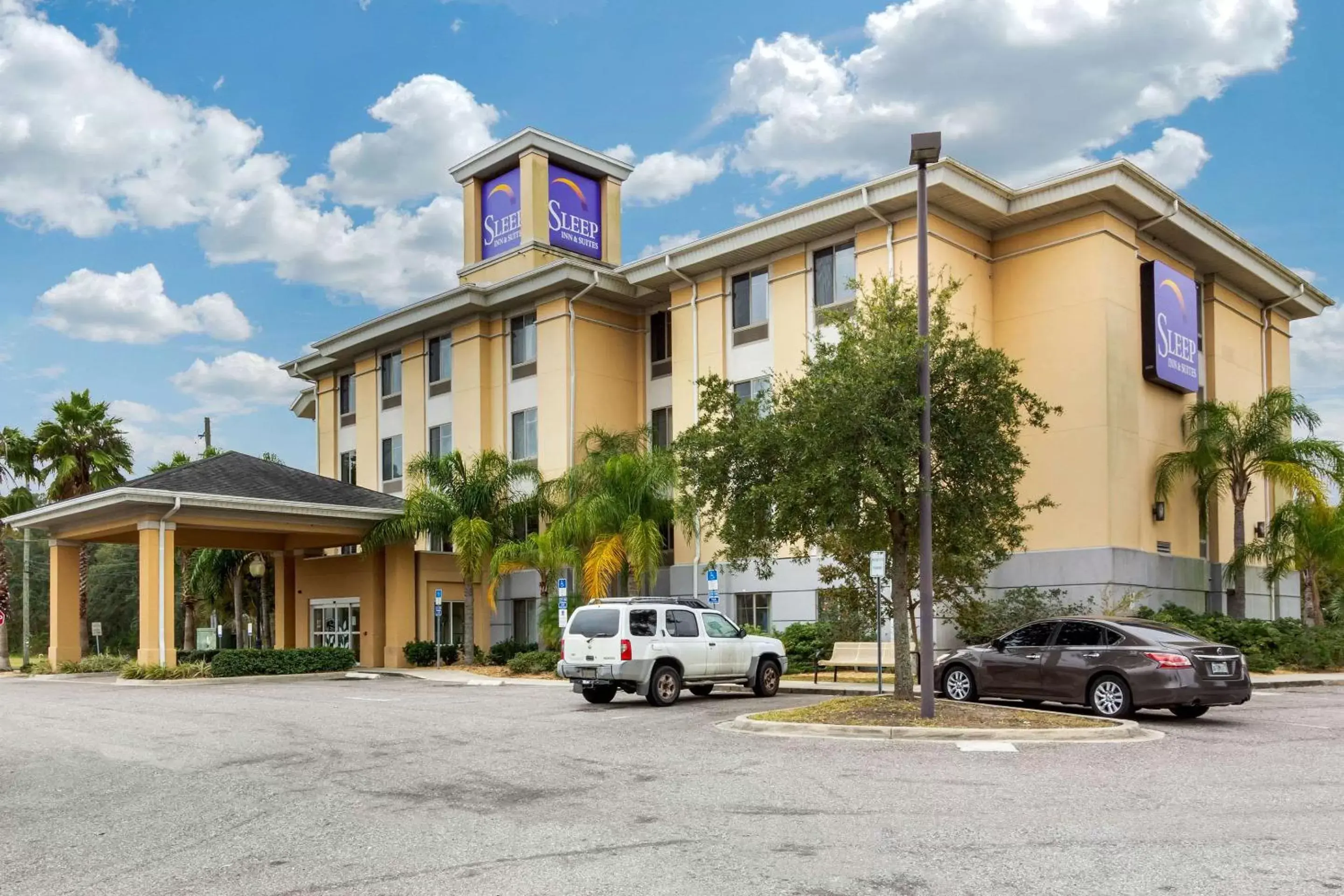 Property Building in Sleep Inn & Suites - Jacksonville