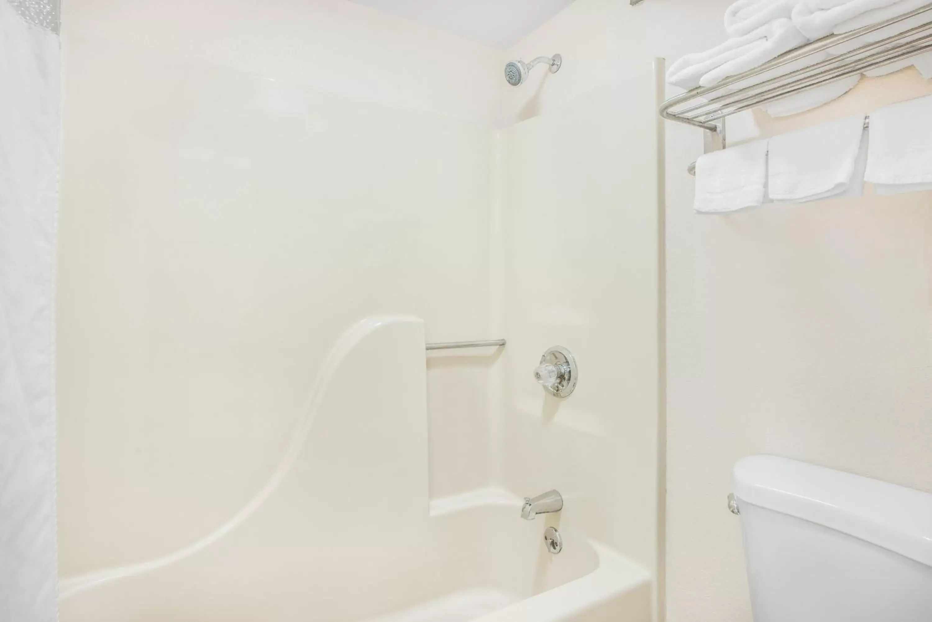 Shower, Bathroom in Days Inn by Wyndham Calvert City